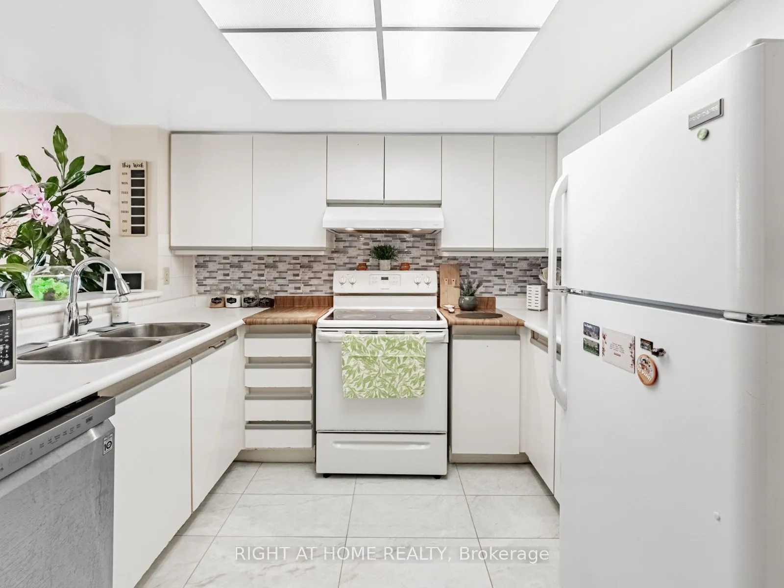 335 Webb Drive, #1412