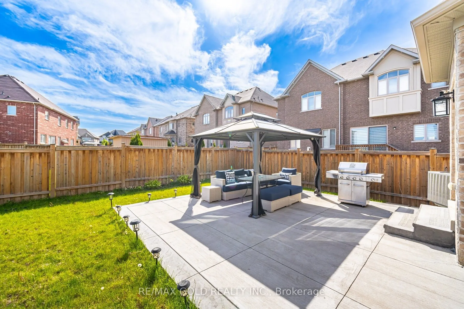 37 Observatory Crescent