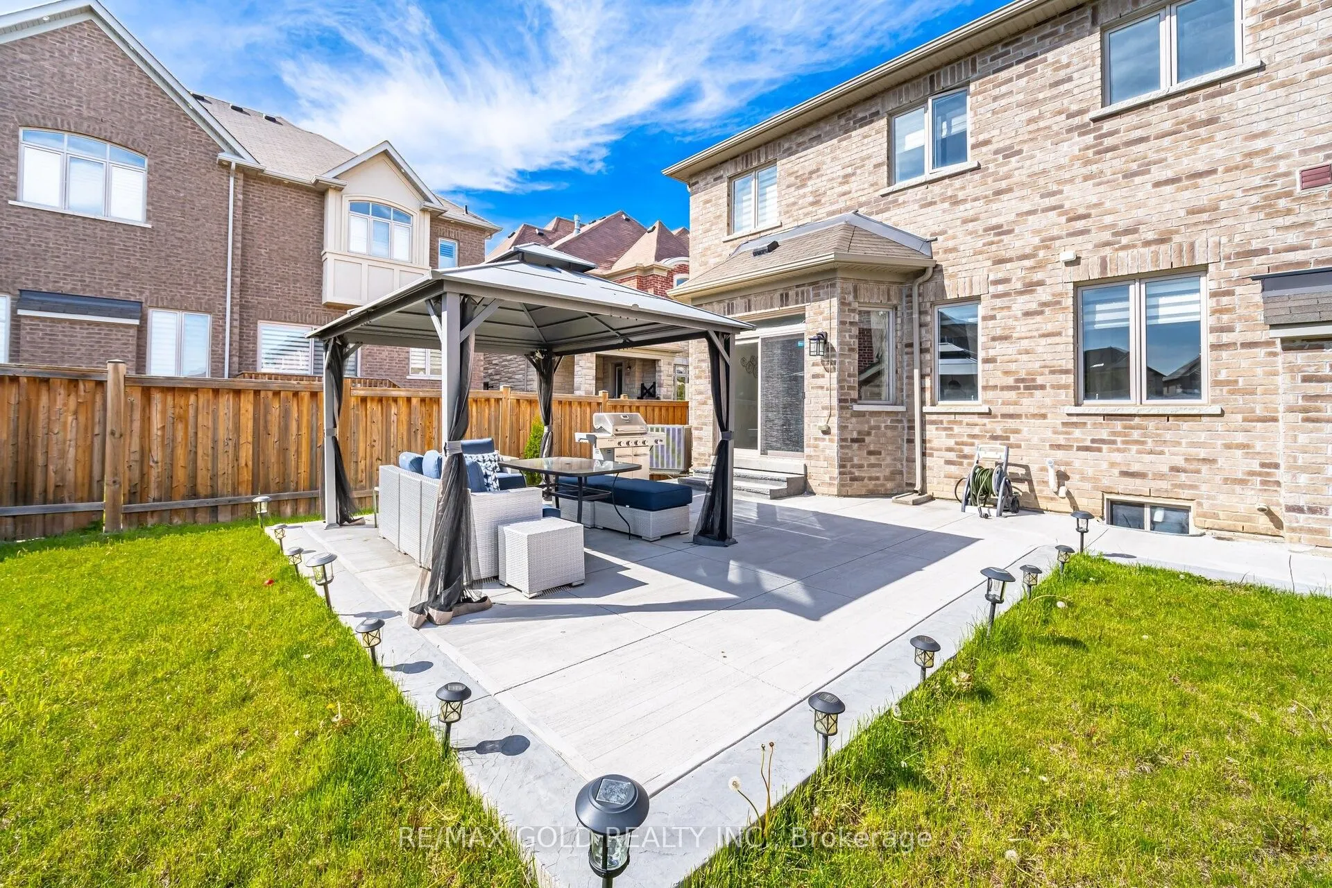 37 Observatory Crescent
