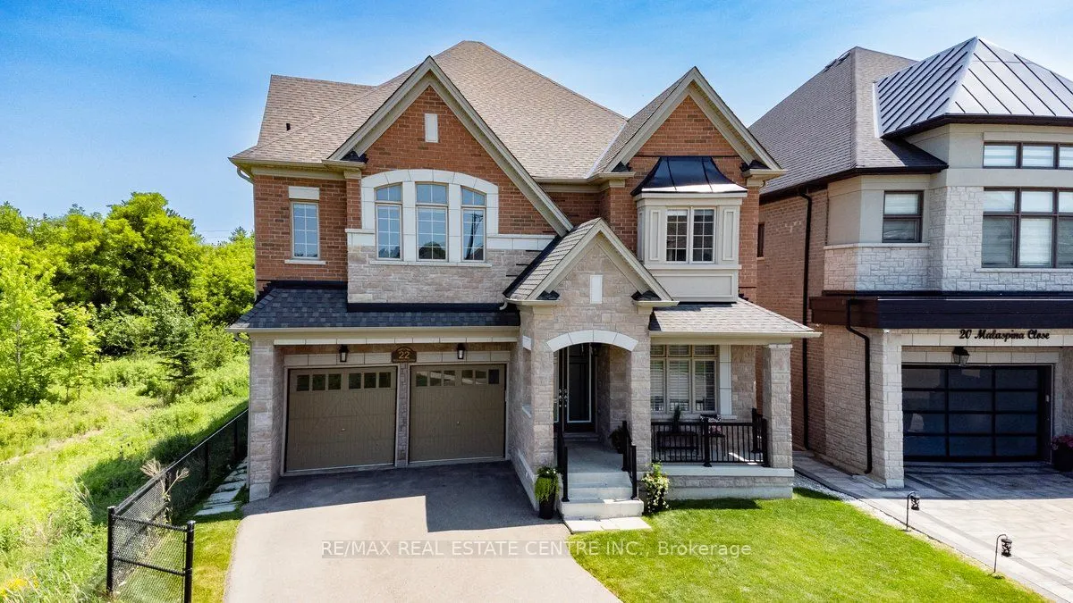 22 Malaspina Close N