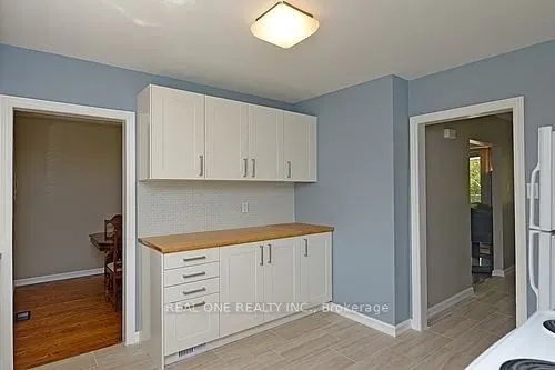 3486 Rexway Drive