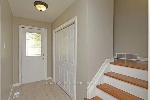 3486 Rexway Drive