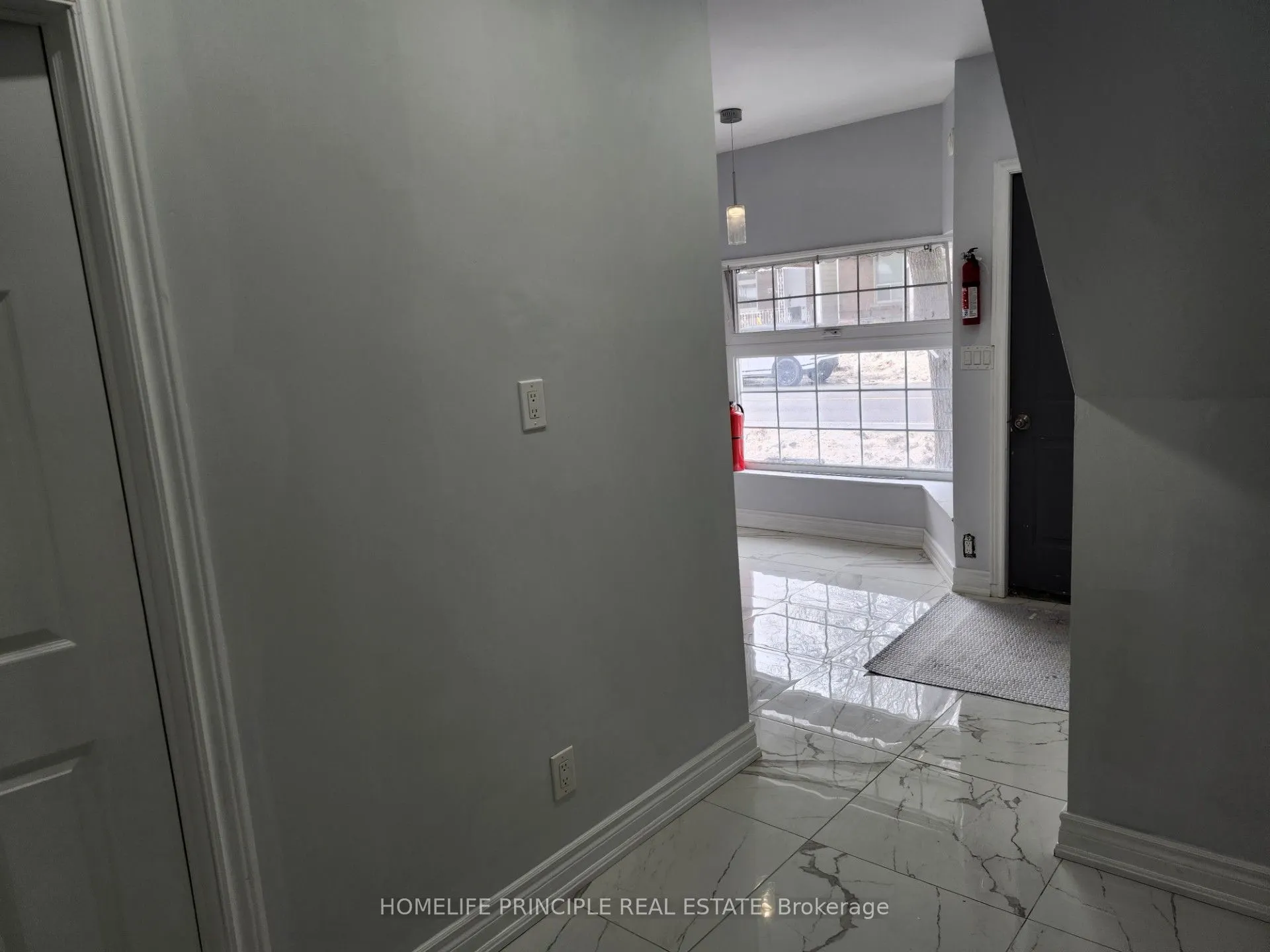 1091 Dovercourt Road, #MAIN