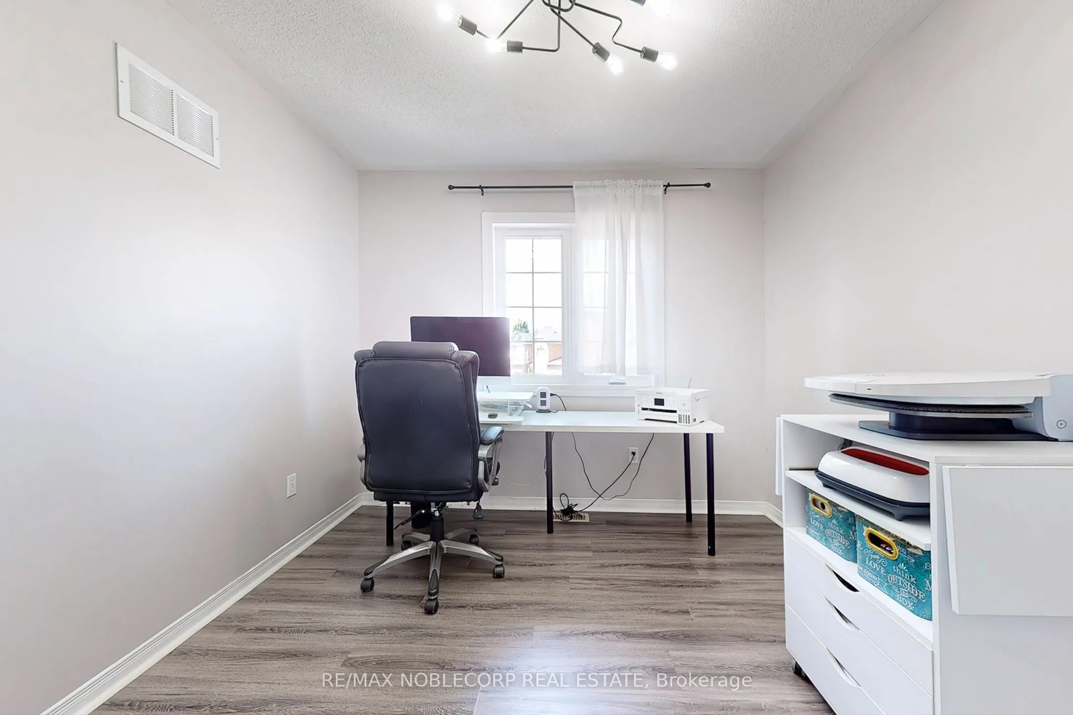130 Rockgarden Trail