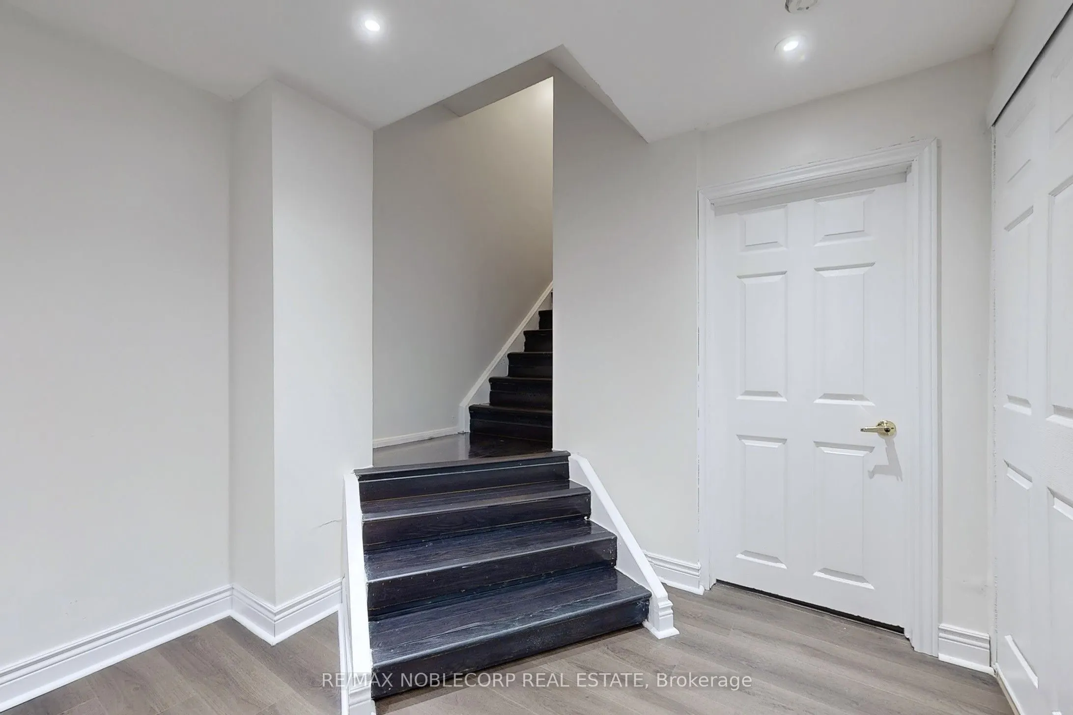 130 Rockgarden Trail
