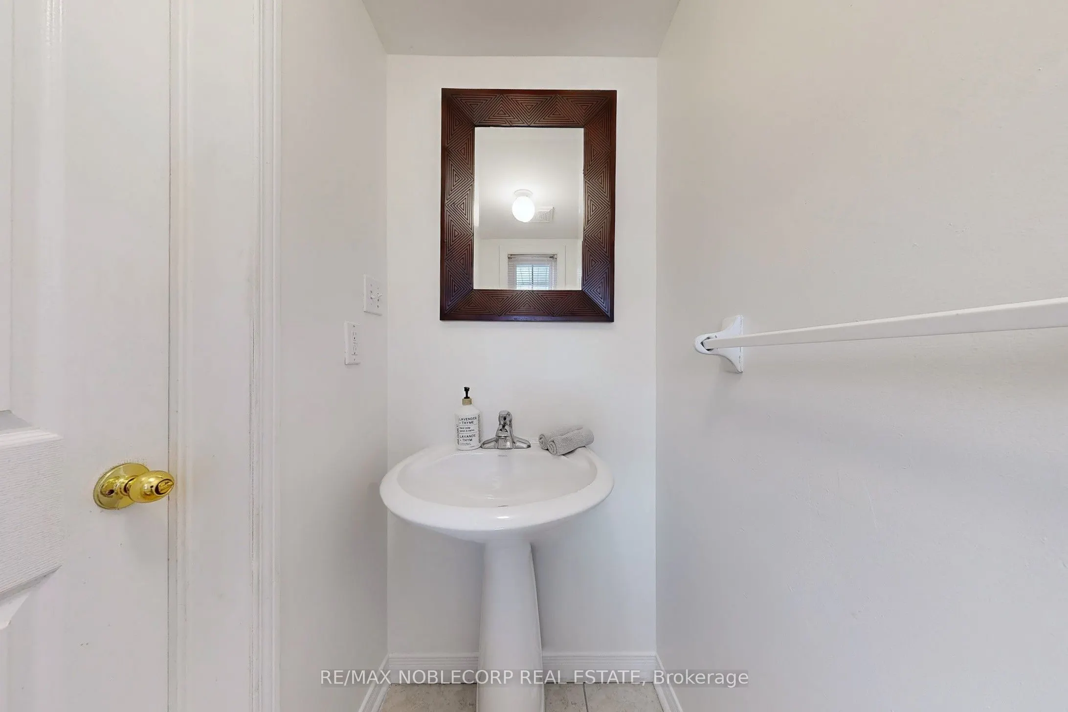 130 Rockgarden Trail