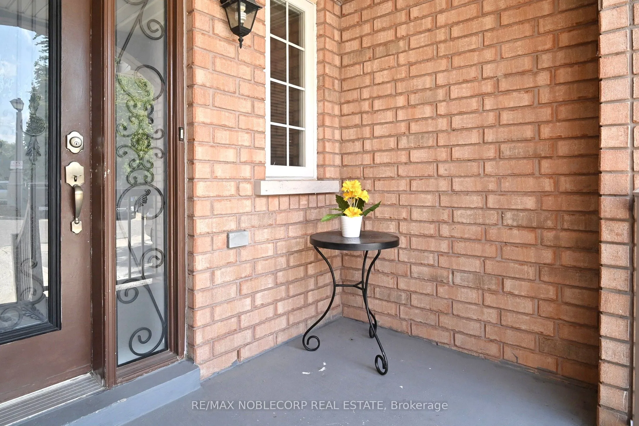 130 Rockgarden Trail