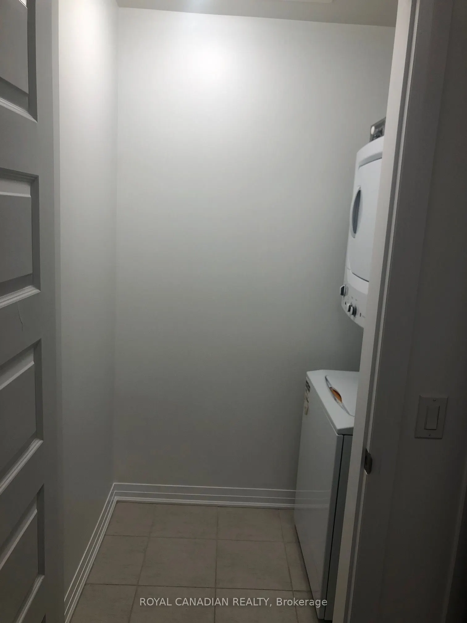 128 Grovewood Common, #206