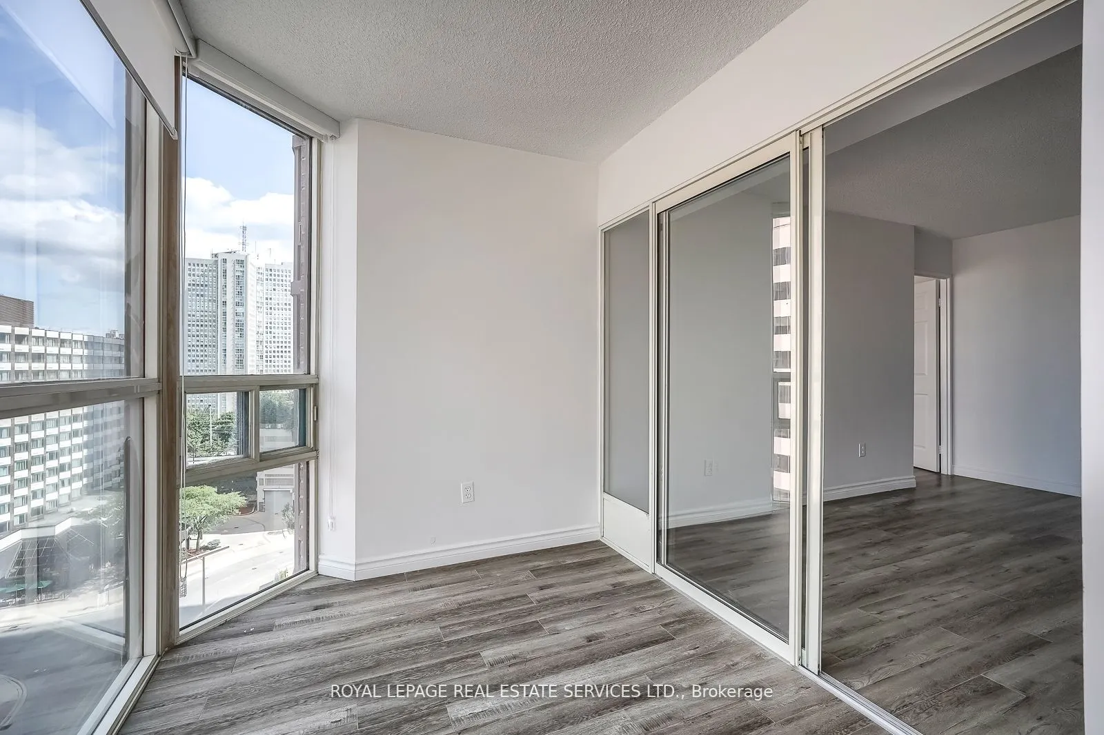 265 Enfield Place, #1008