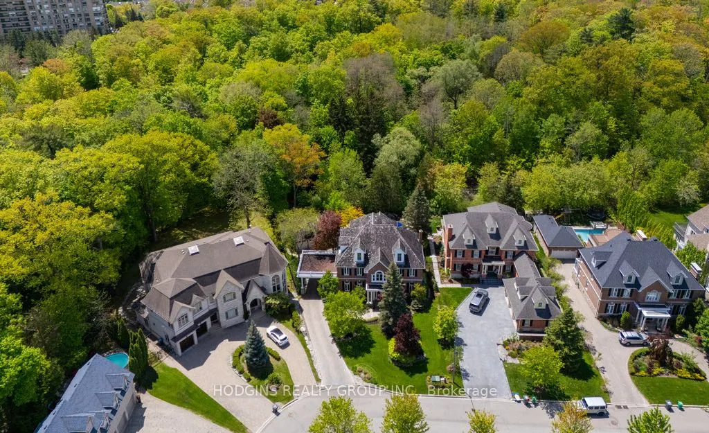 3264 Barchester Court