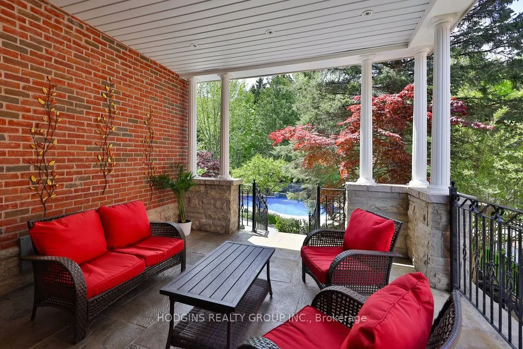 3264 Barchester Court