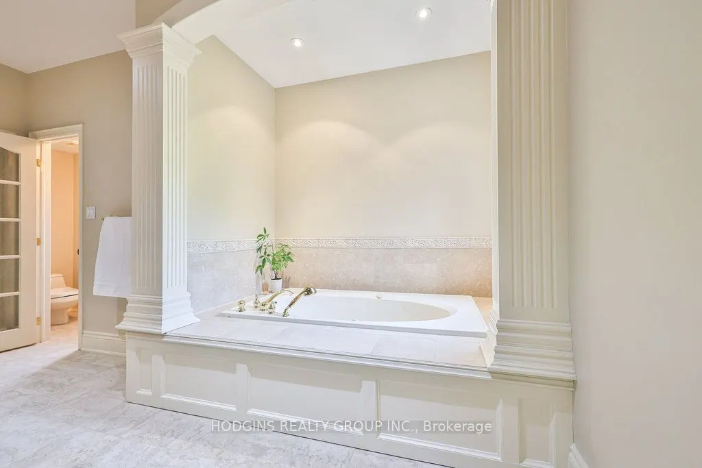 3264 Barchester Court