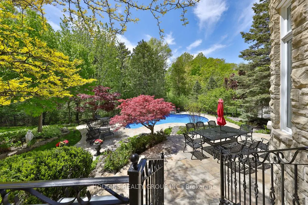 3264 Barchester Court
