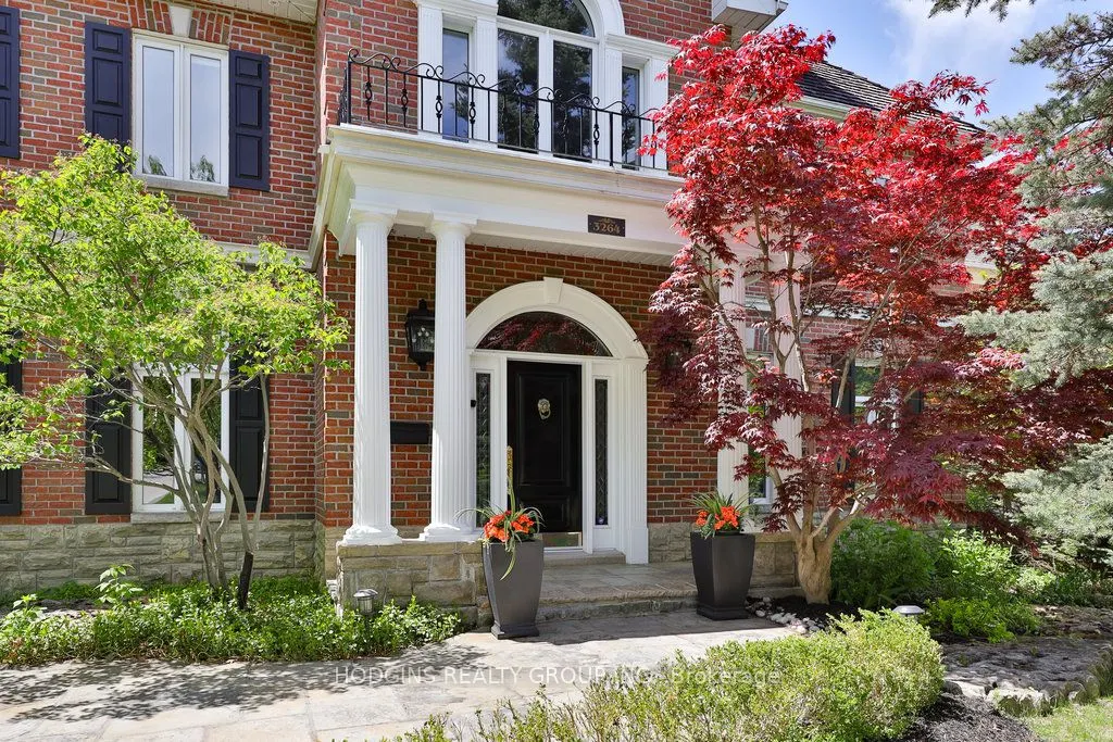 3264 Barchester Court