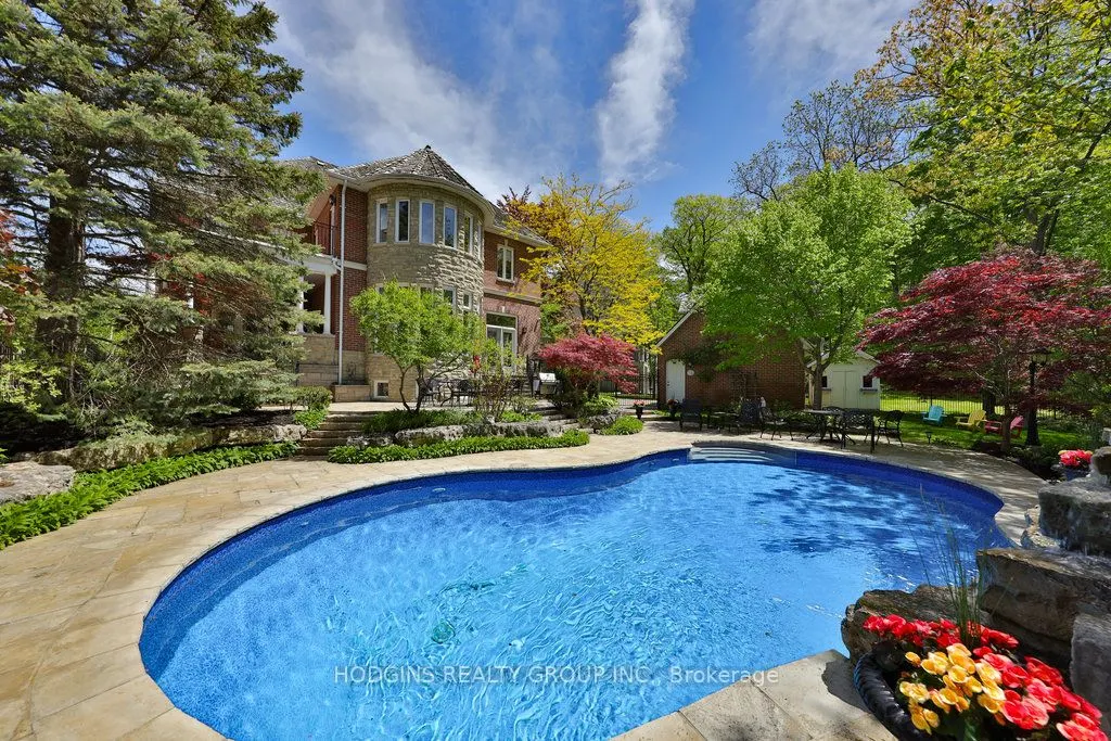 3264 Barchester Court