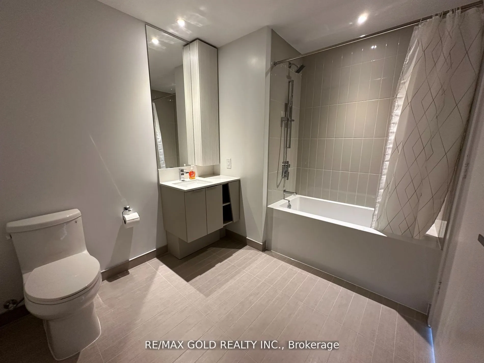 3900 Confederation Parkway, #3412