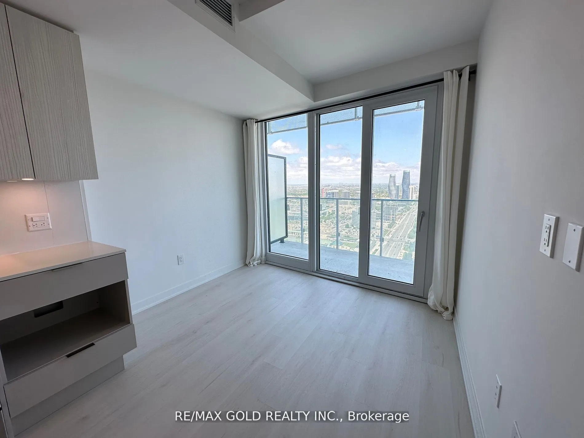 3900 Confederation Parkway, #3412