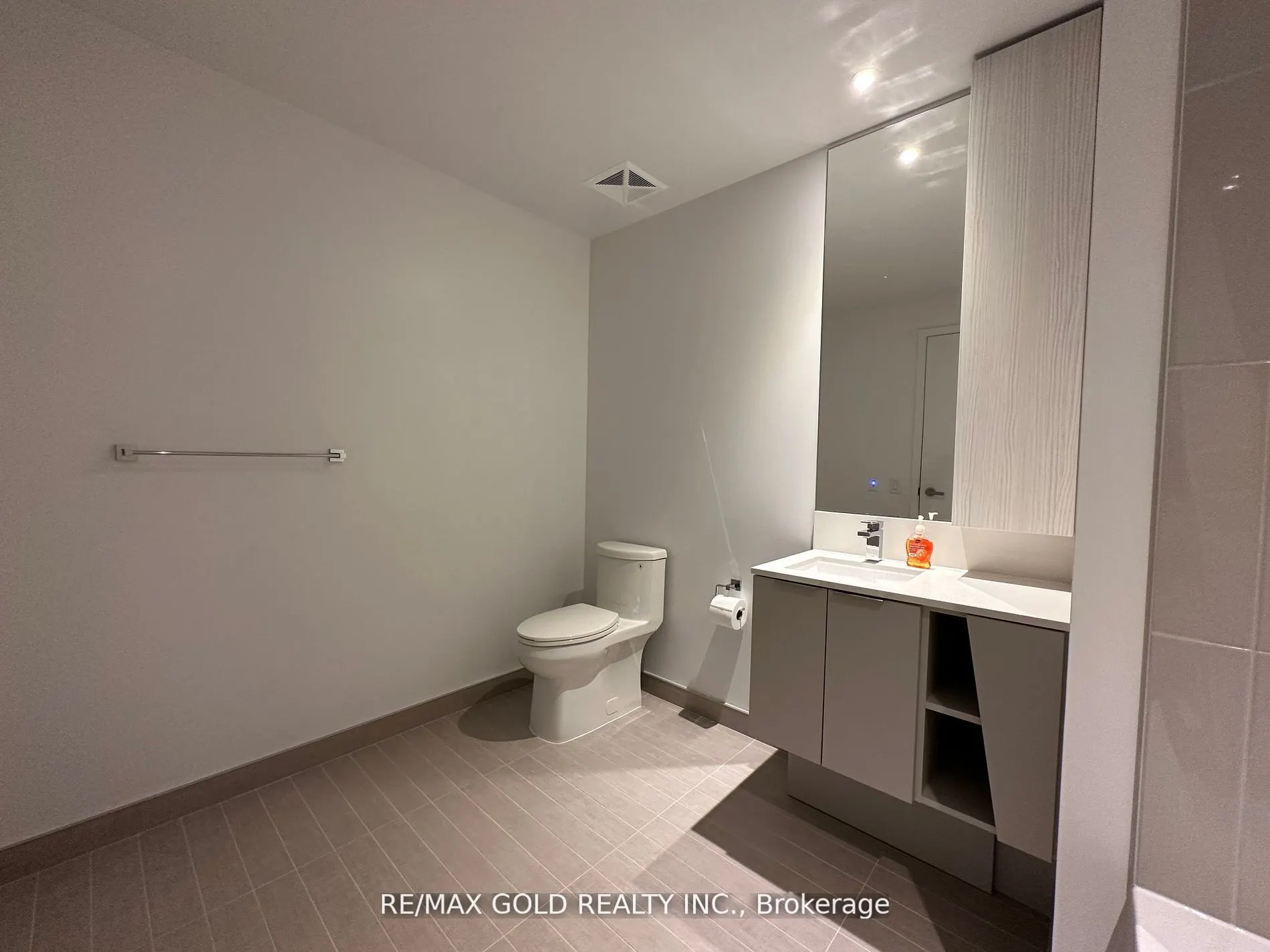 3900 Confederation Parkway, #3412