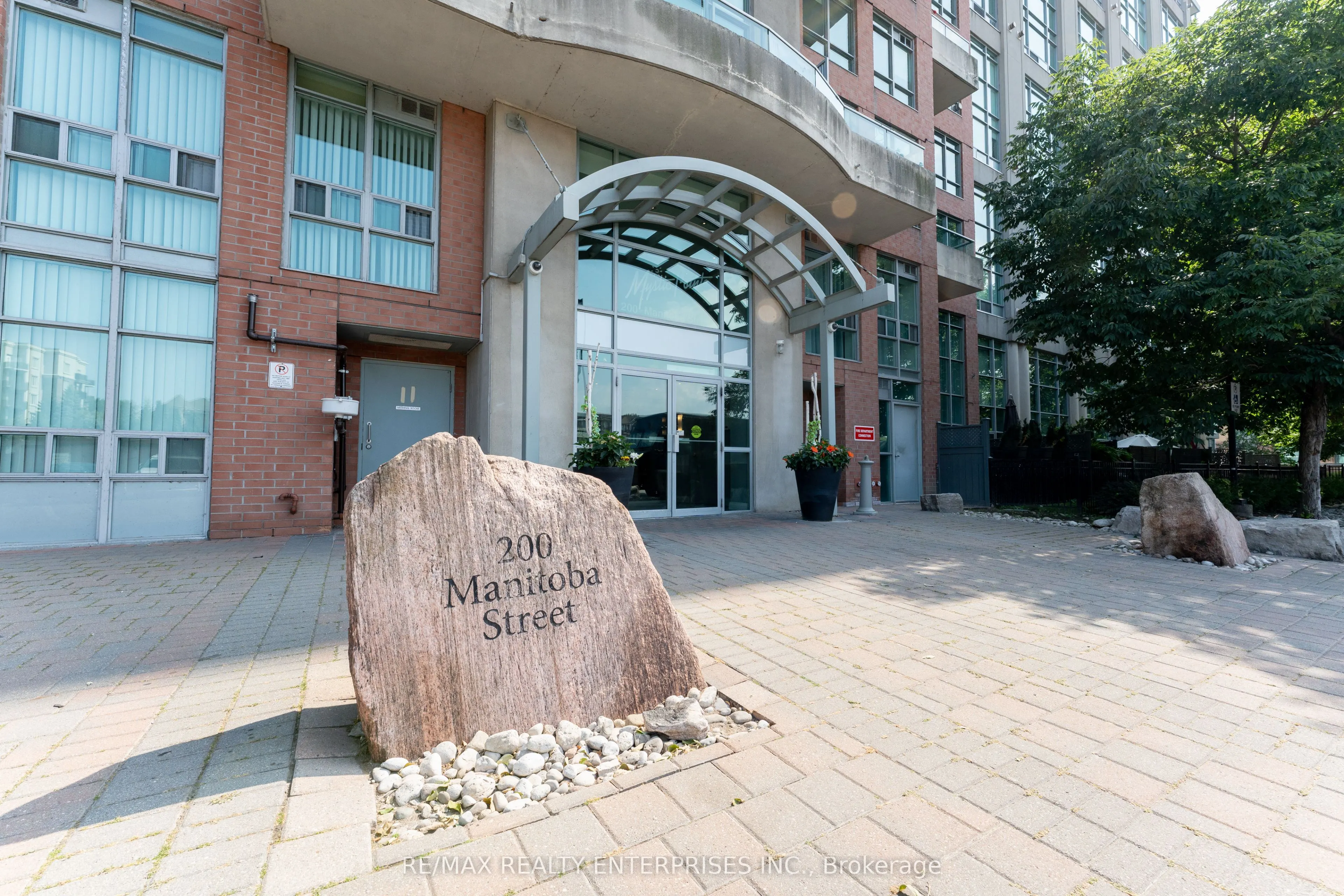 200 Manitoba Street, #333
