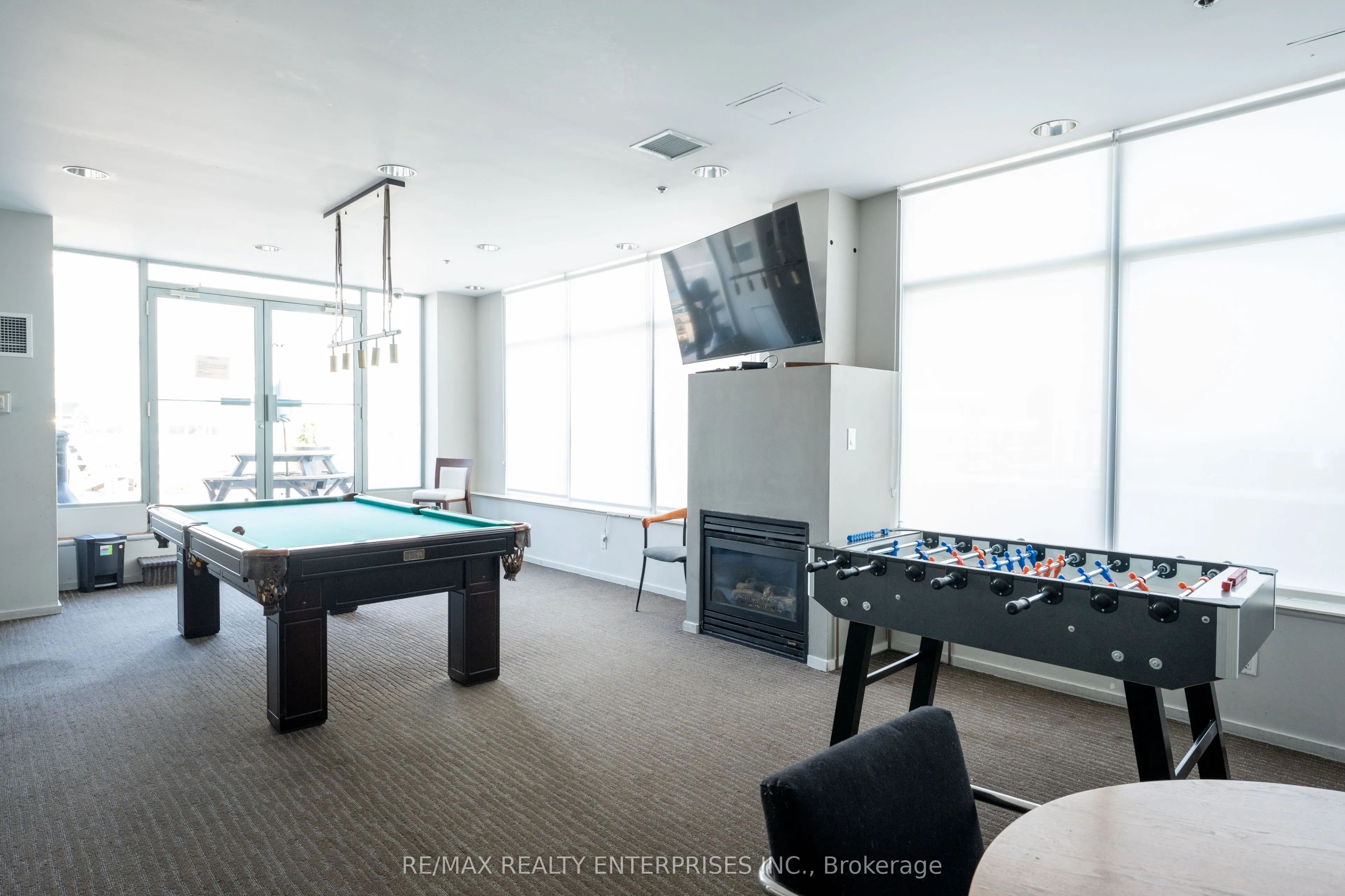 200 Manitoba Street, #333