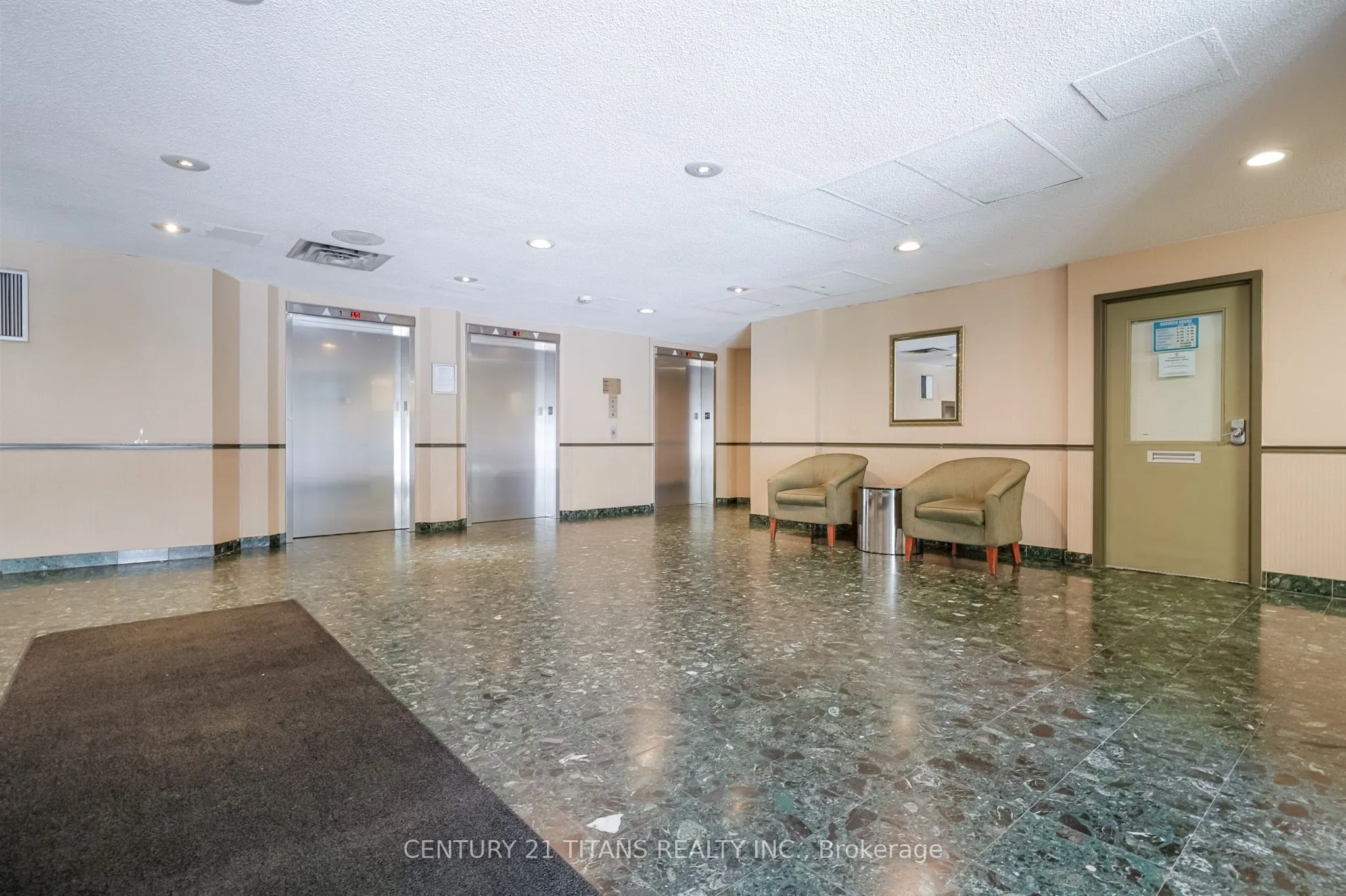 4185 Shipp Drive, #419