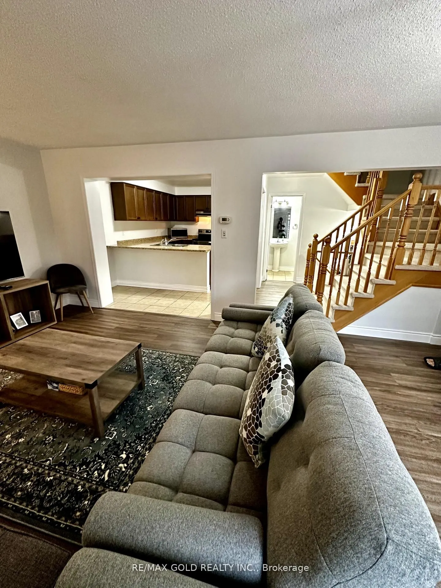812 Fowles Court