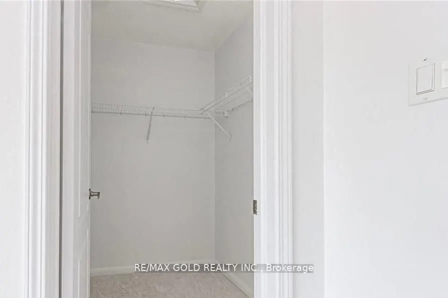 812 Fowles Court