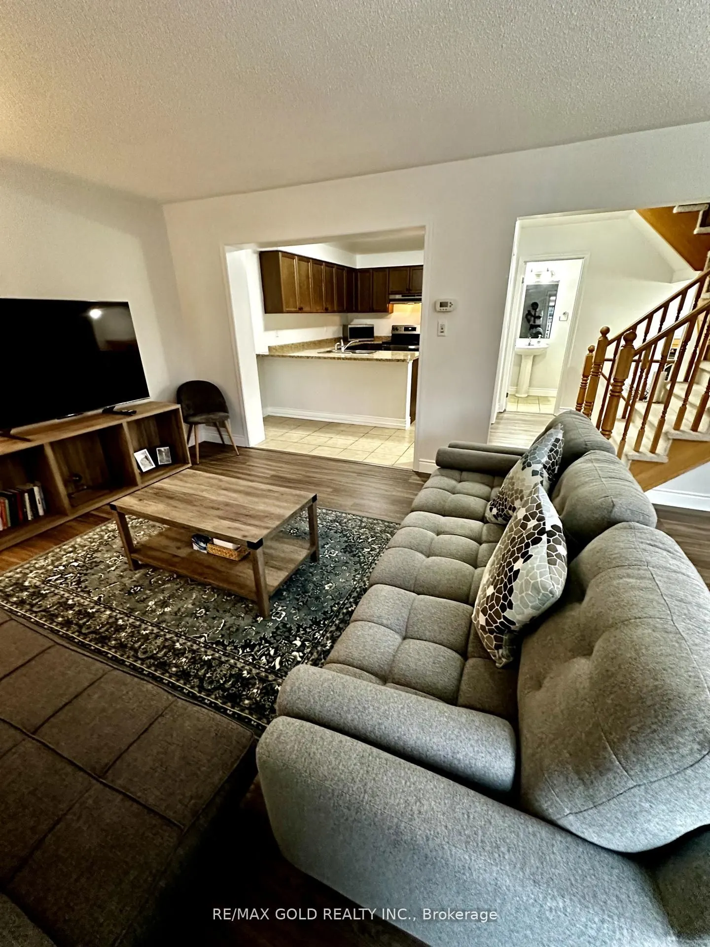 812 Fowles Court