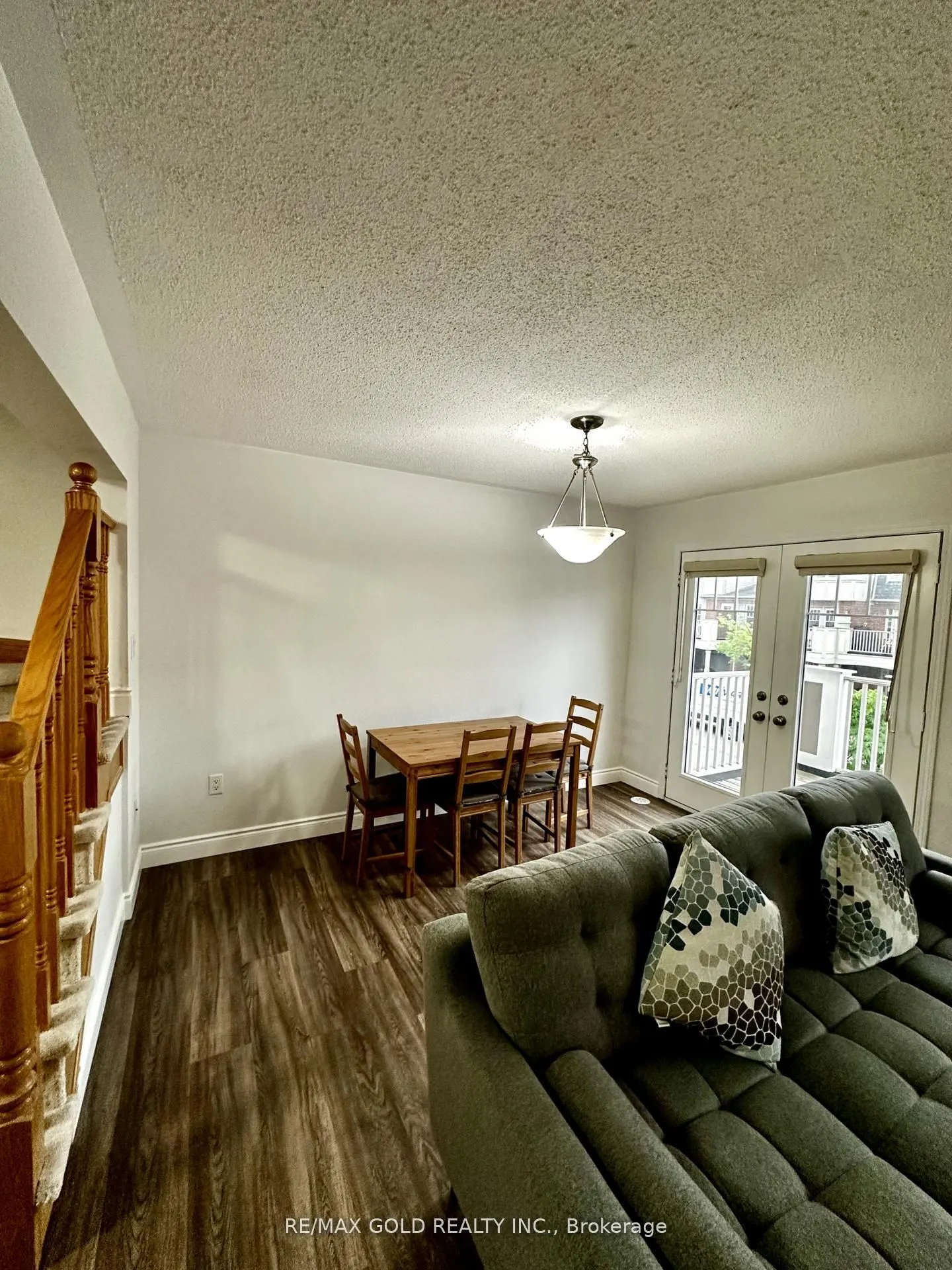 812 Fowles Court
