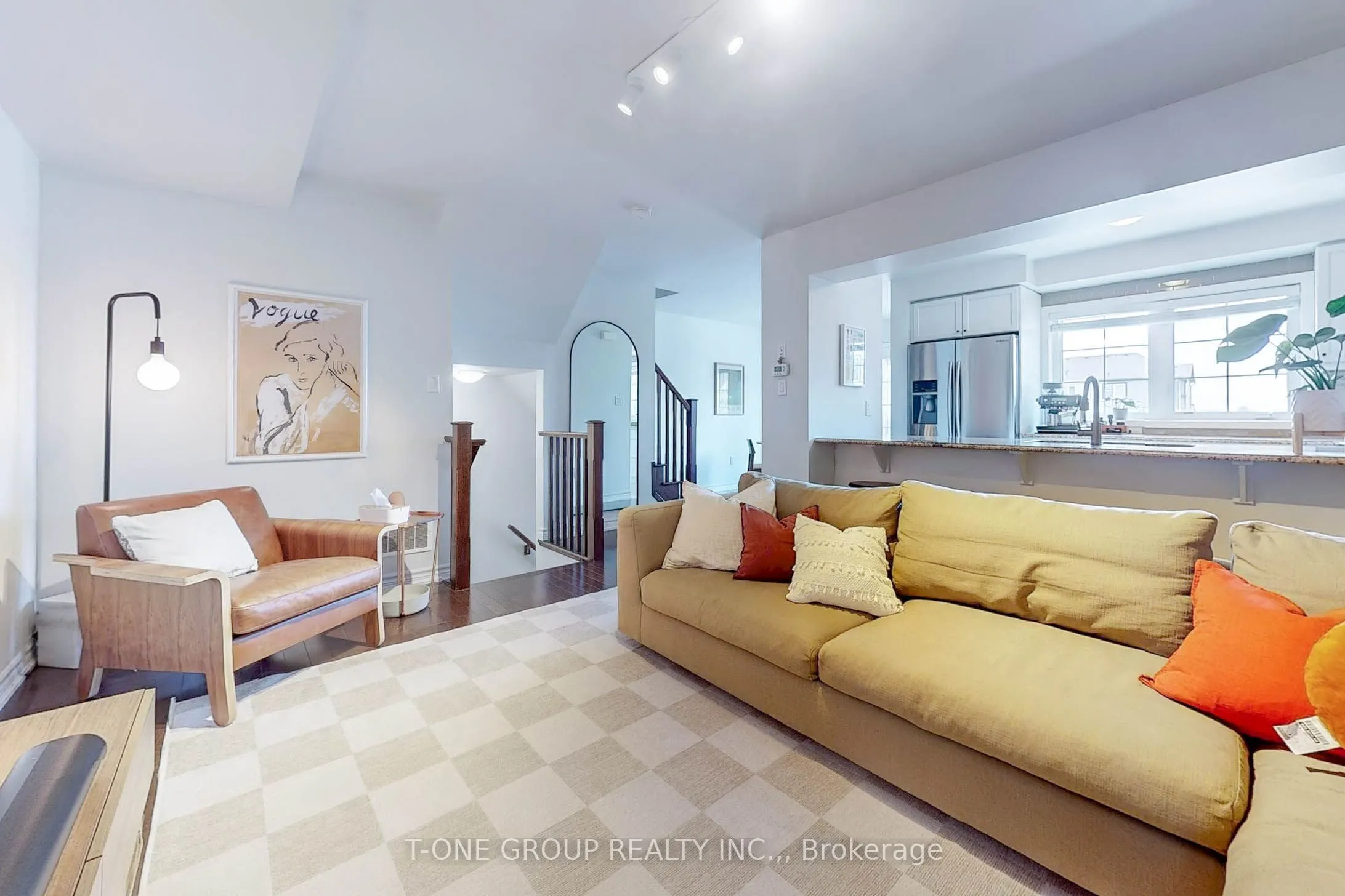 301 ELLEN DAVIDSON Drive