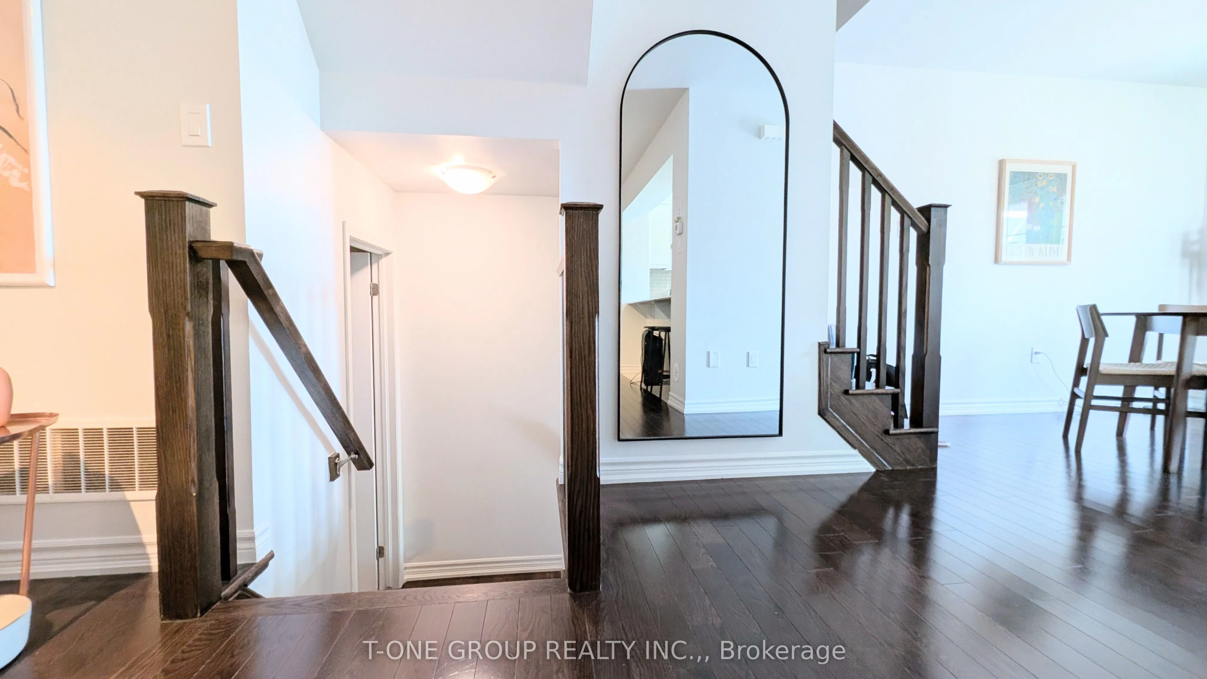 301 ELLEN DAVIDSON Drive