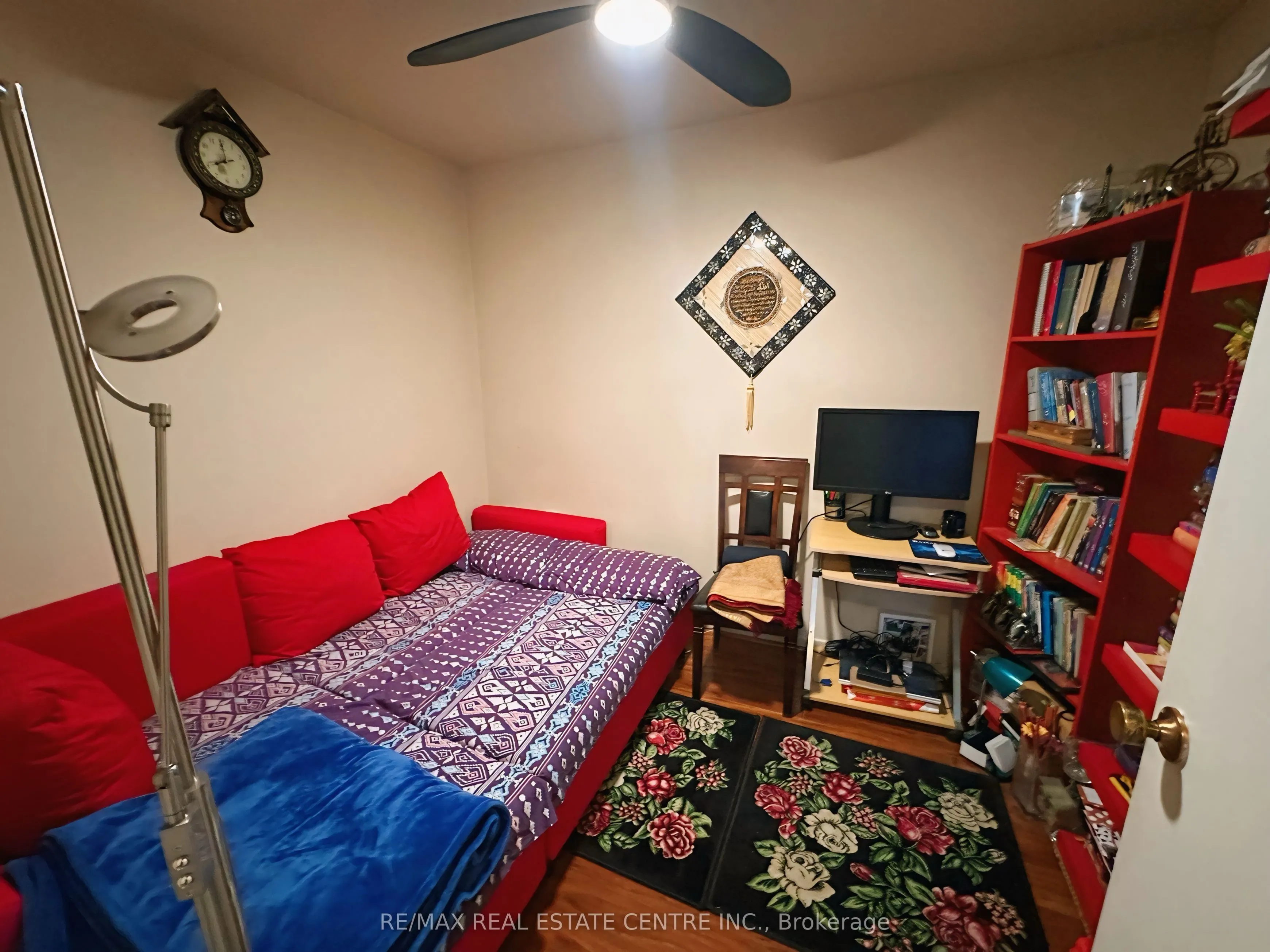 2095 Roche Court, #111