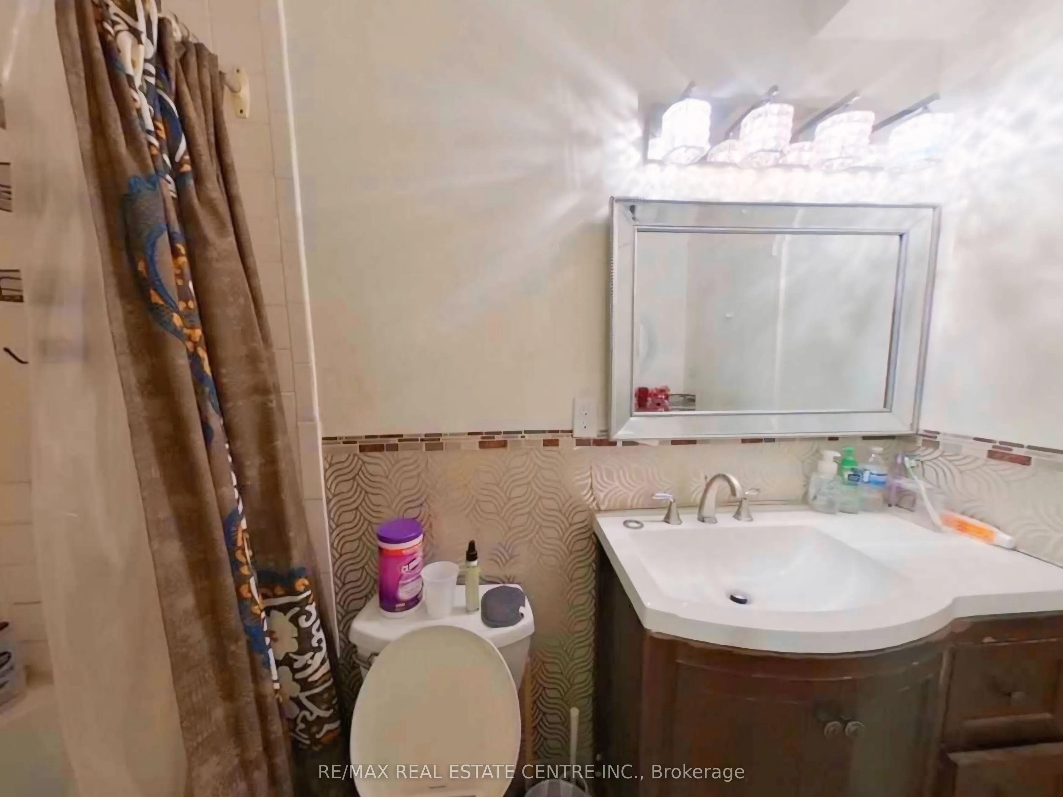 2095 Roche Court, #111