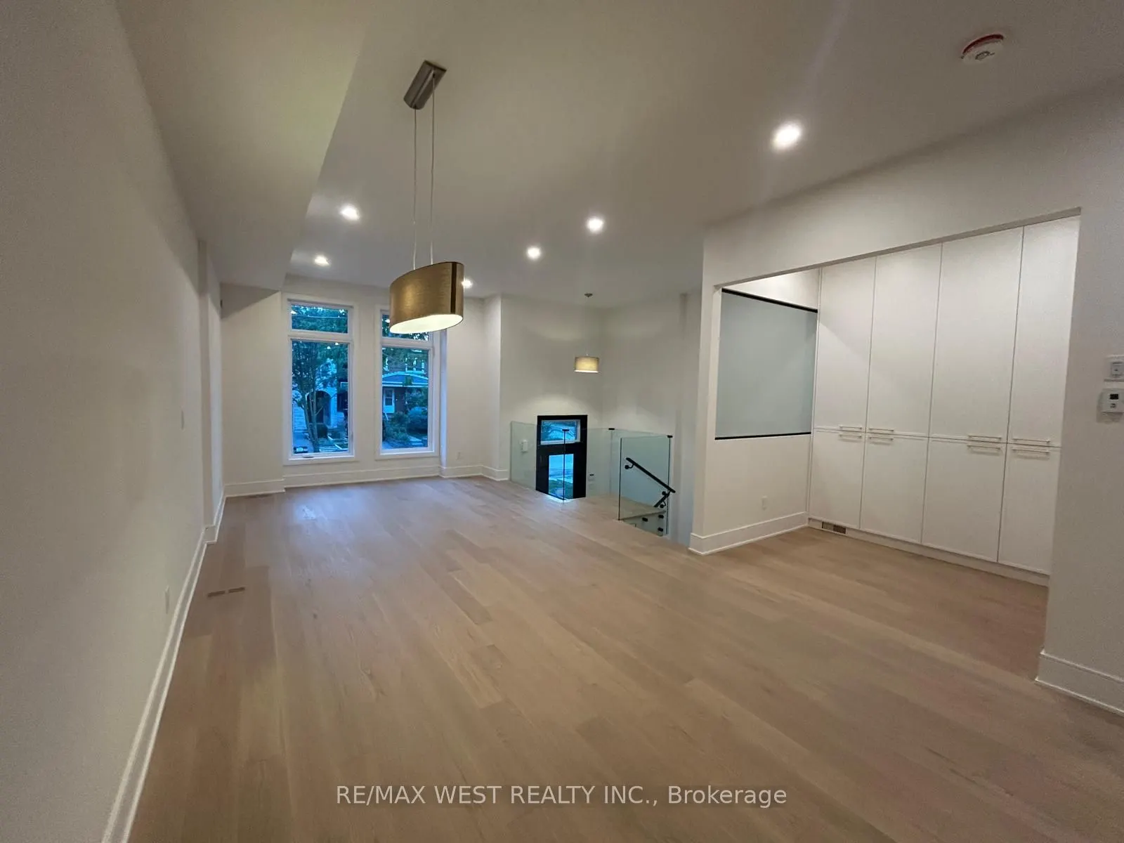 35A Frances Avenue