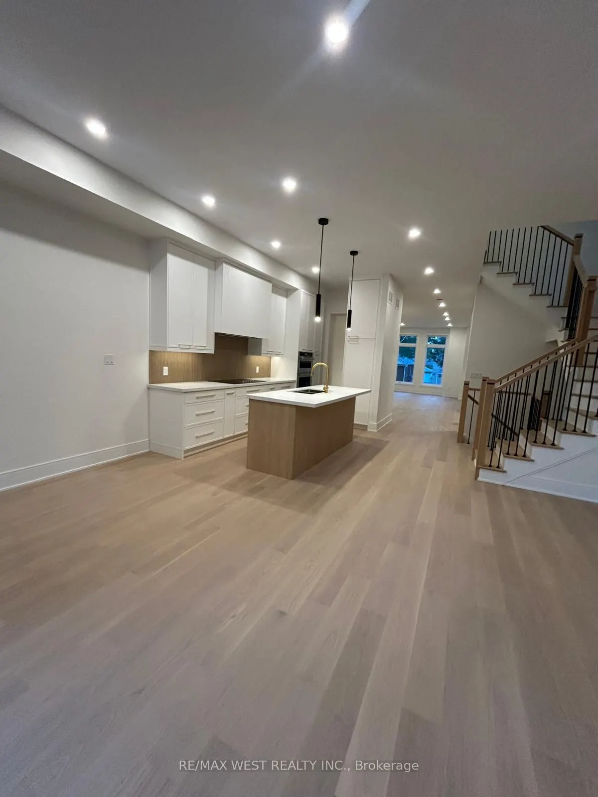 35A Frances Avenue