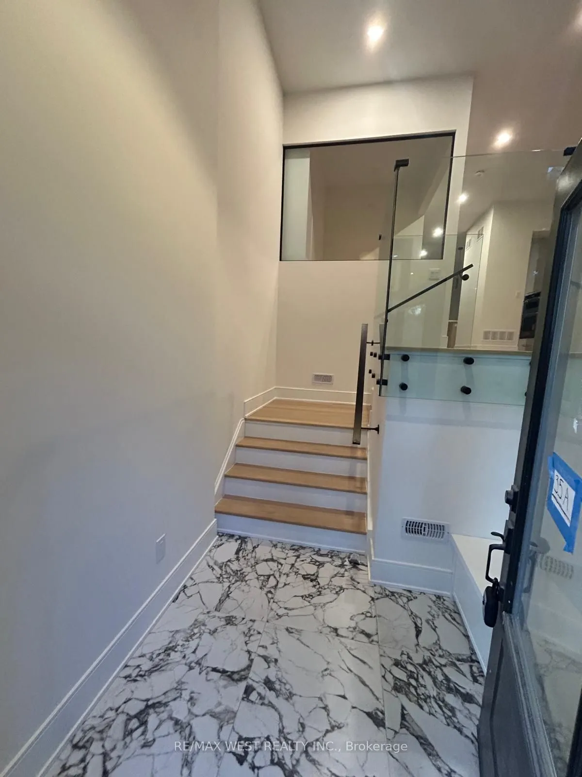 35A Frances Avenue
