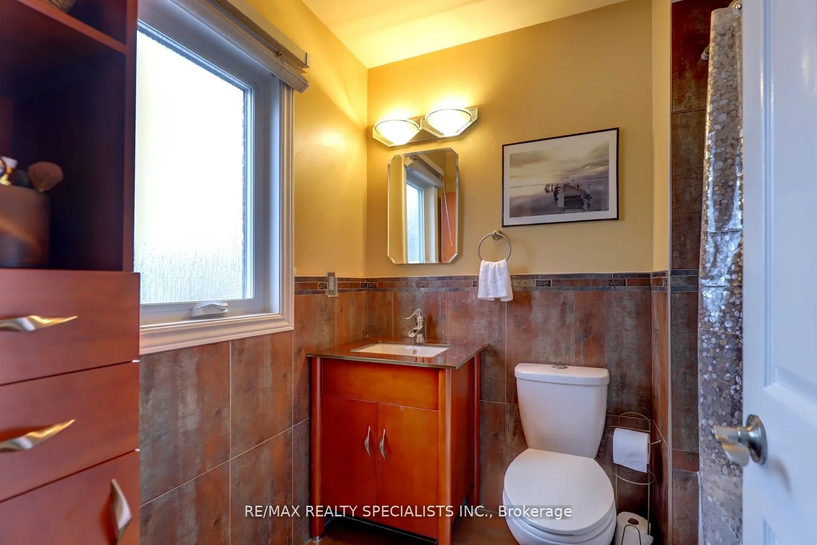 3455 Cherrington Crescent