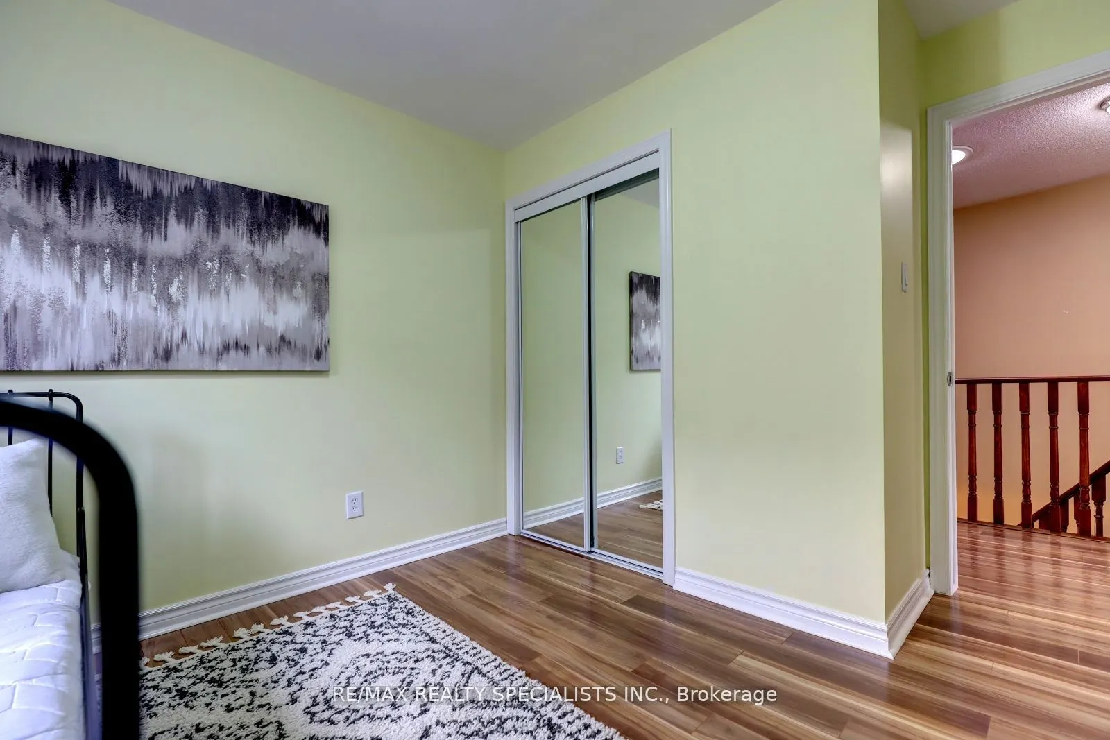 3455 Cherrington Crescent