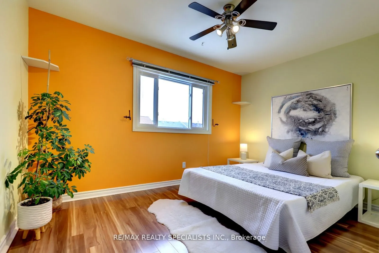 3455 Cherrington Crescent