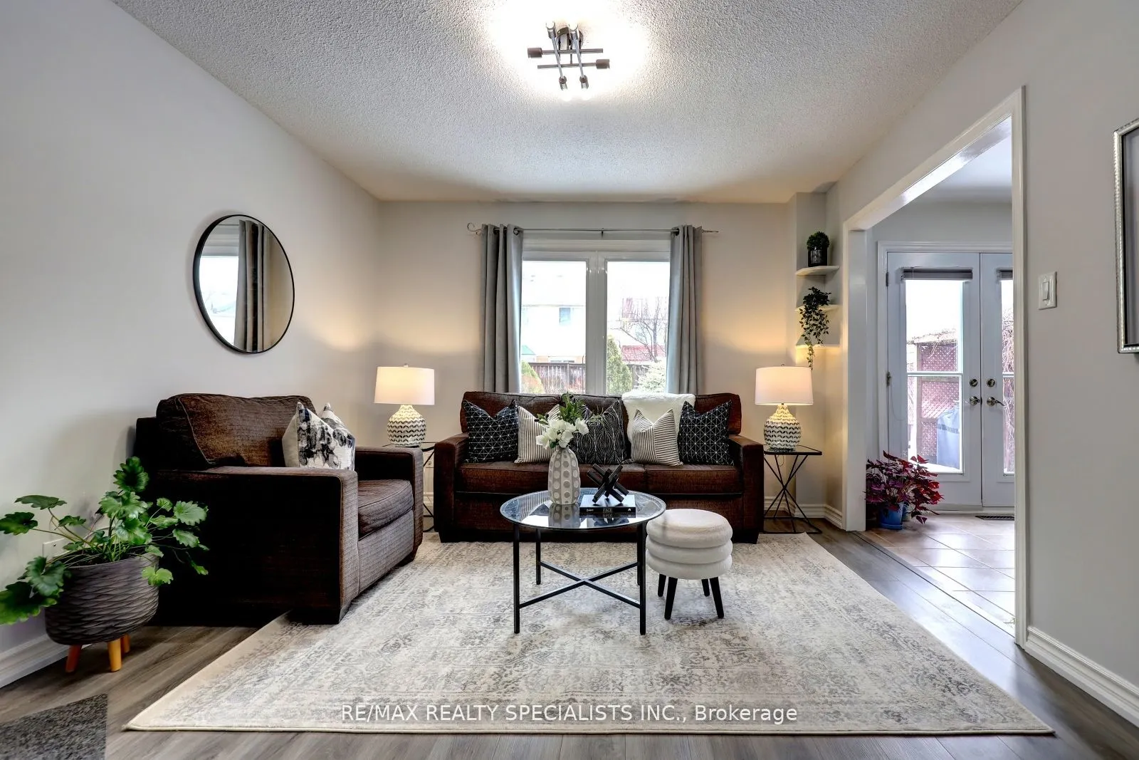 3455 Cherrington Crescent