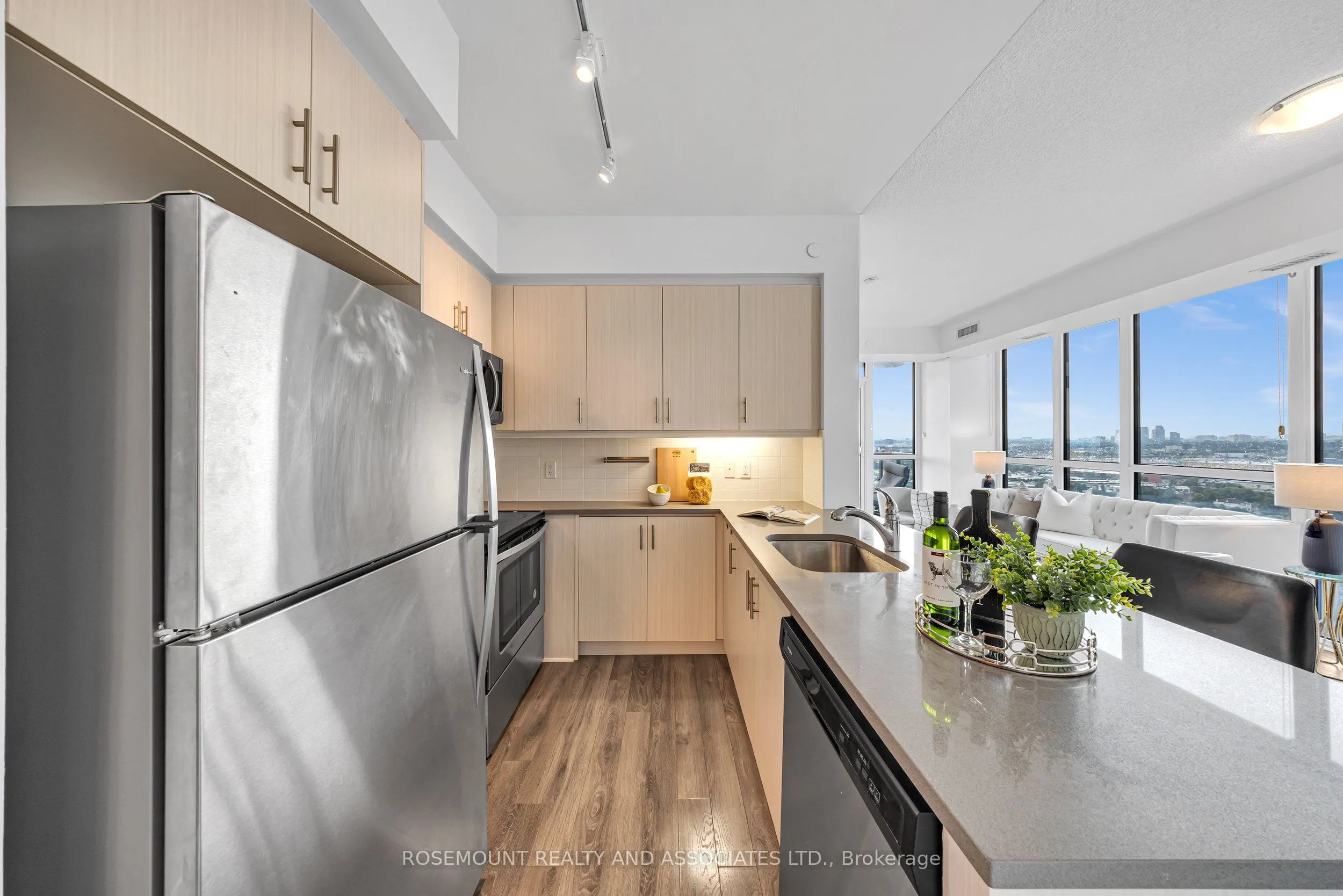 15 ZORRA Street, #1909