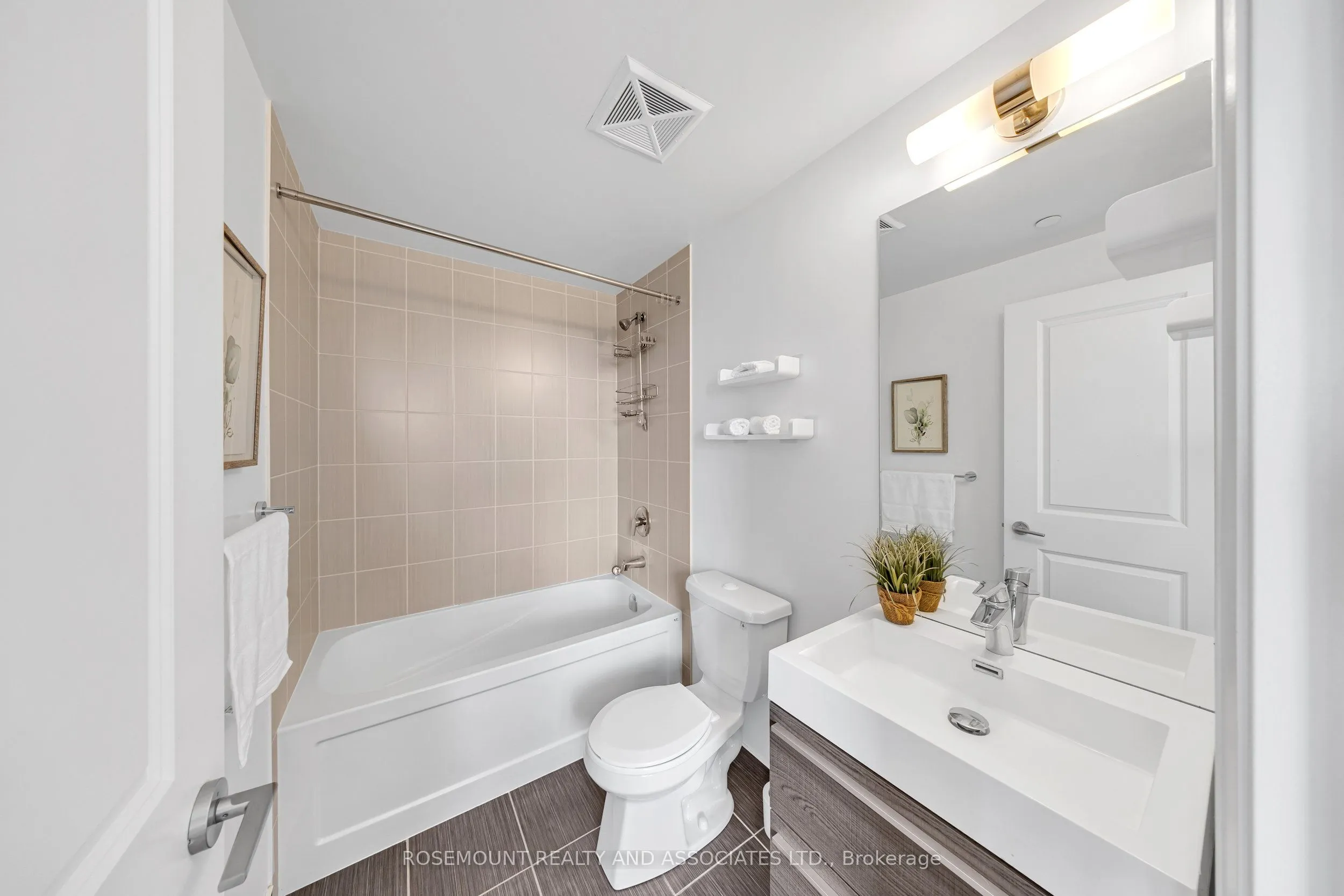 15 ZORRA Street, #1909