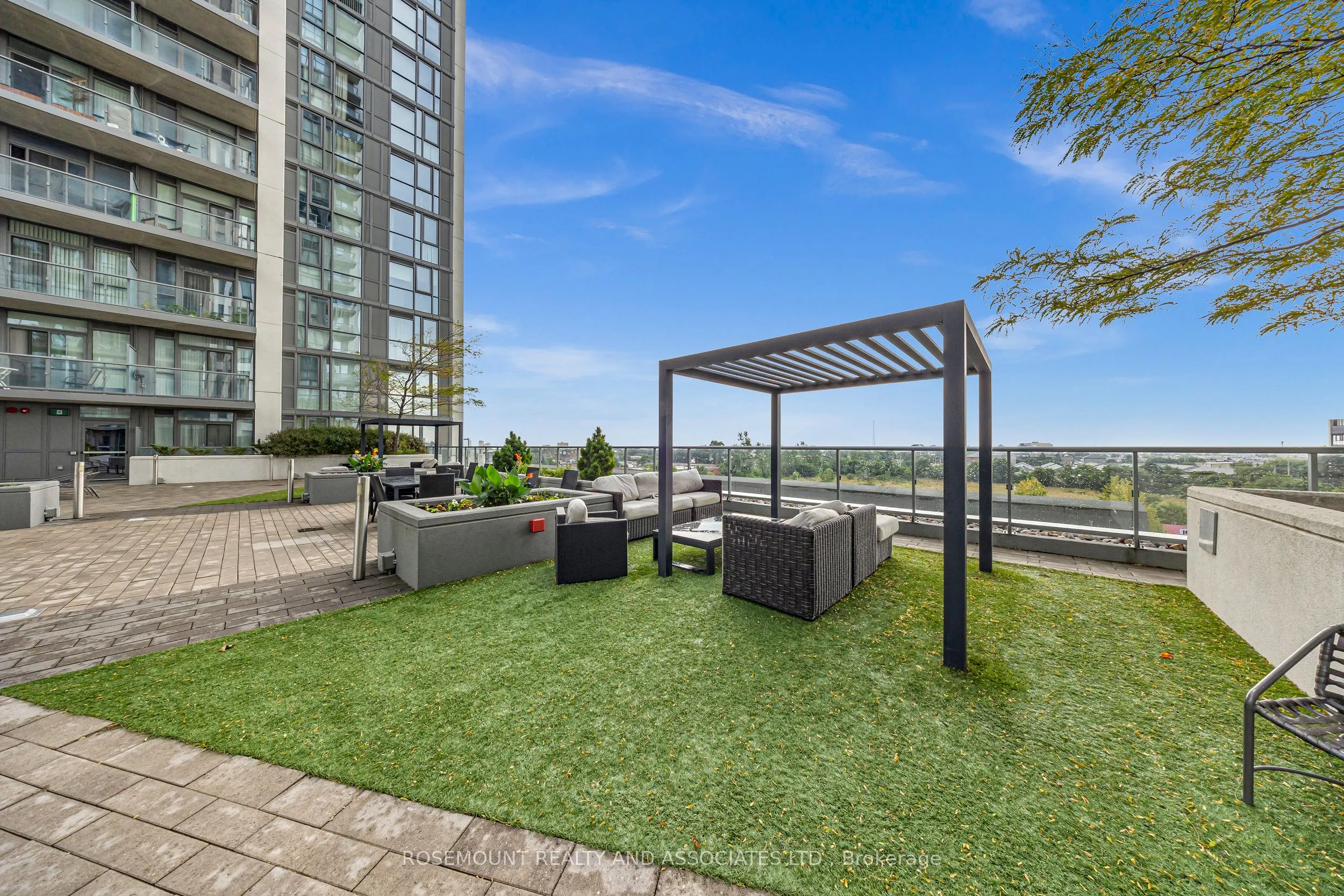 15 ZORRA Street, #1909
