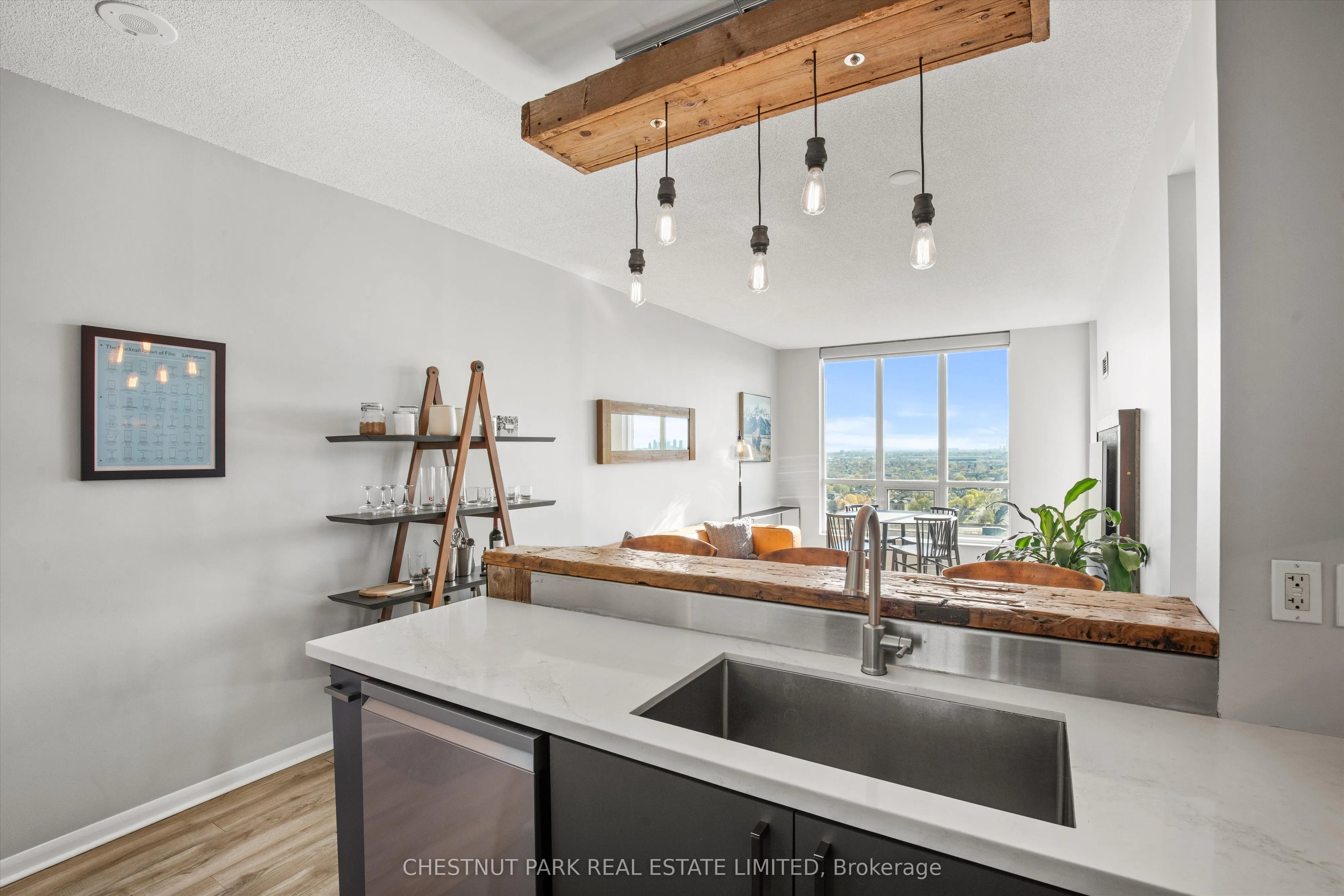 185 Legion Road N, #2216