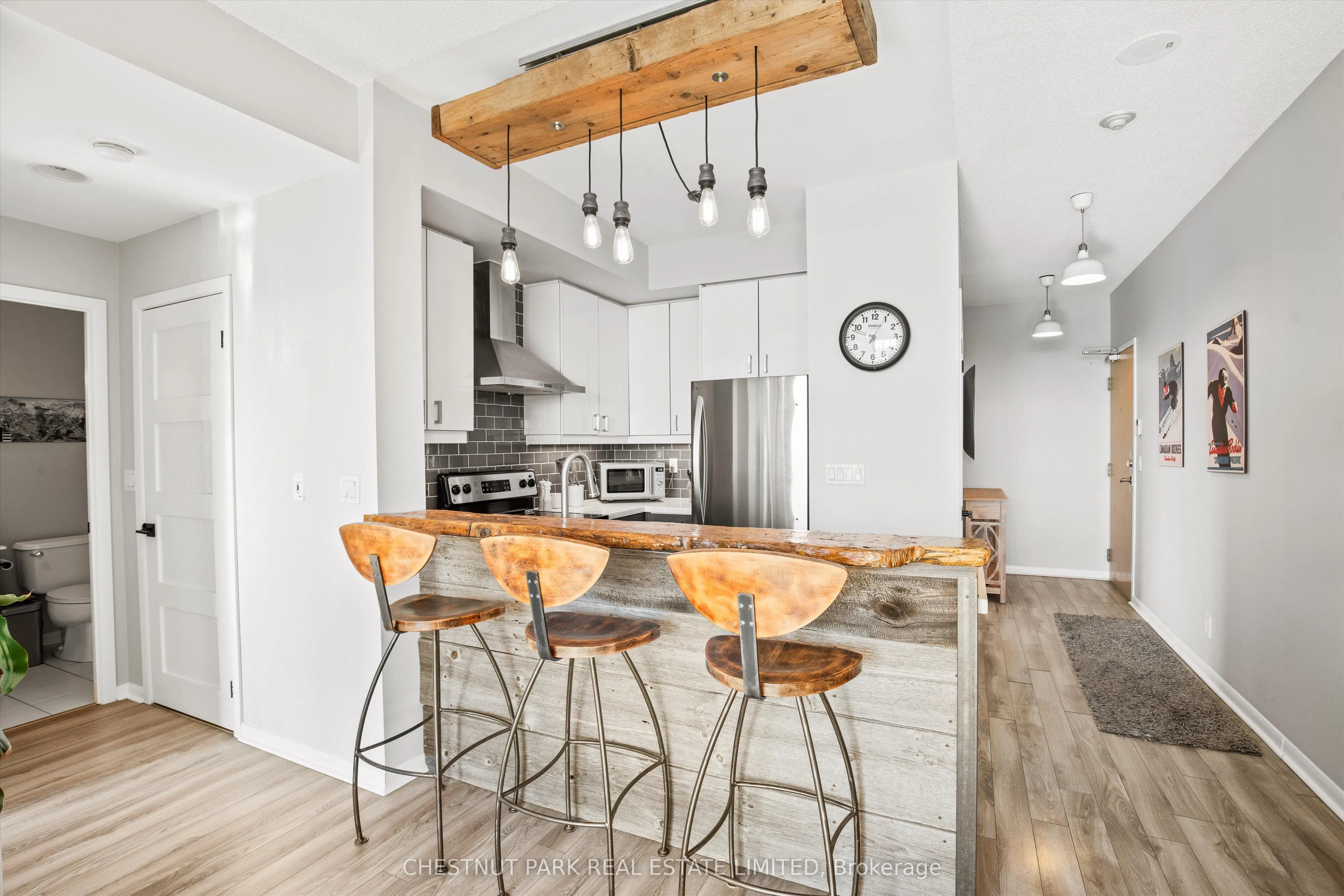 185 Legion Road N, #2216