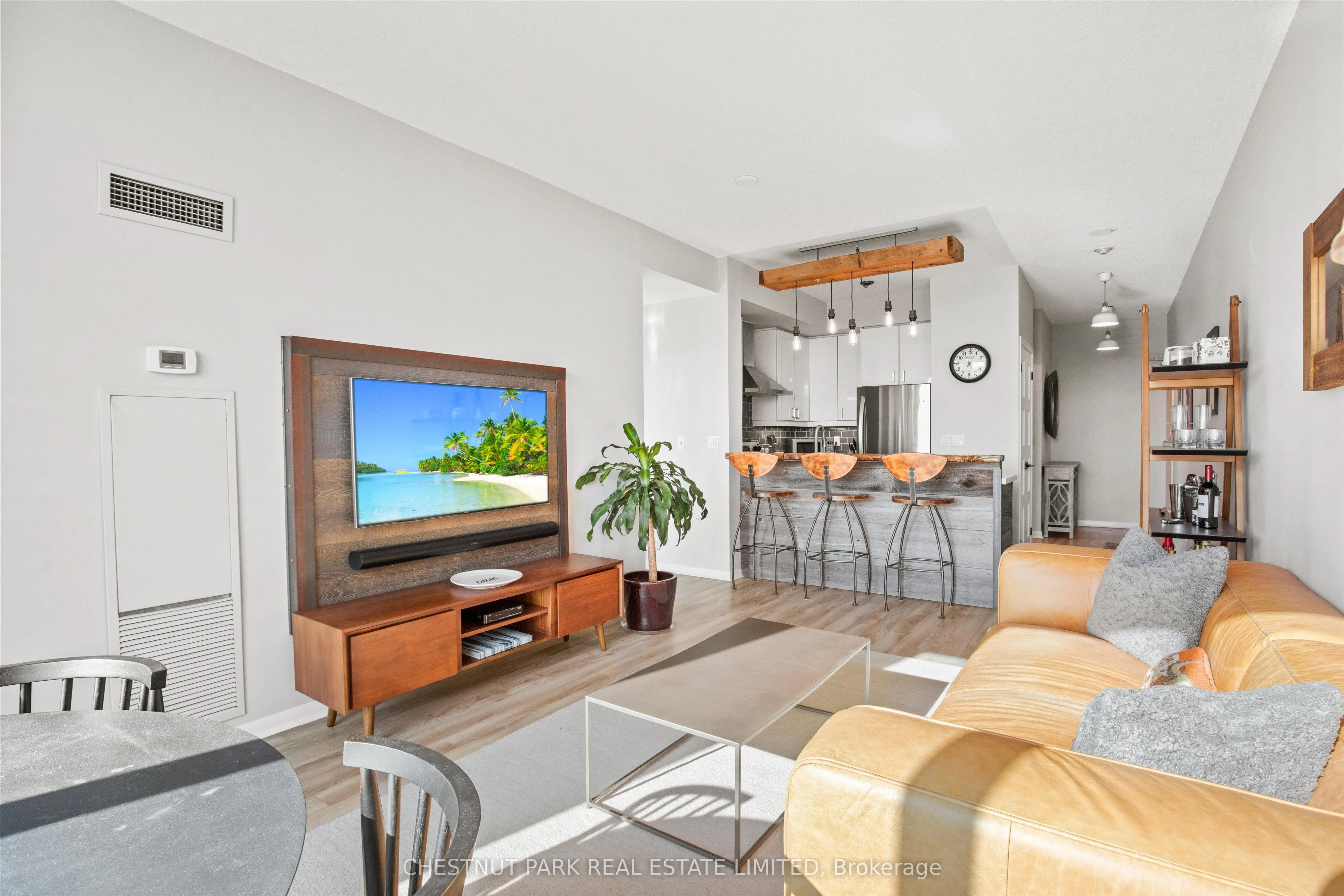 185 Legion Road N, #2216