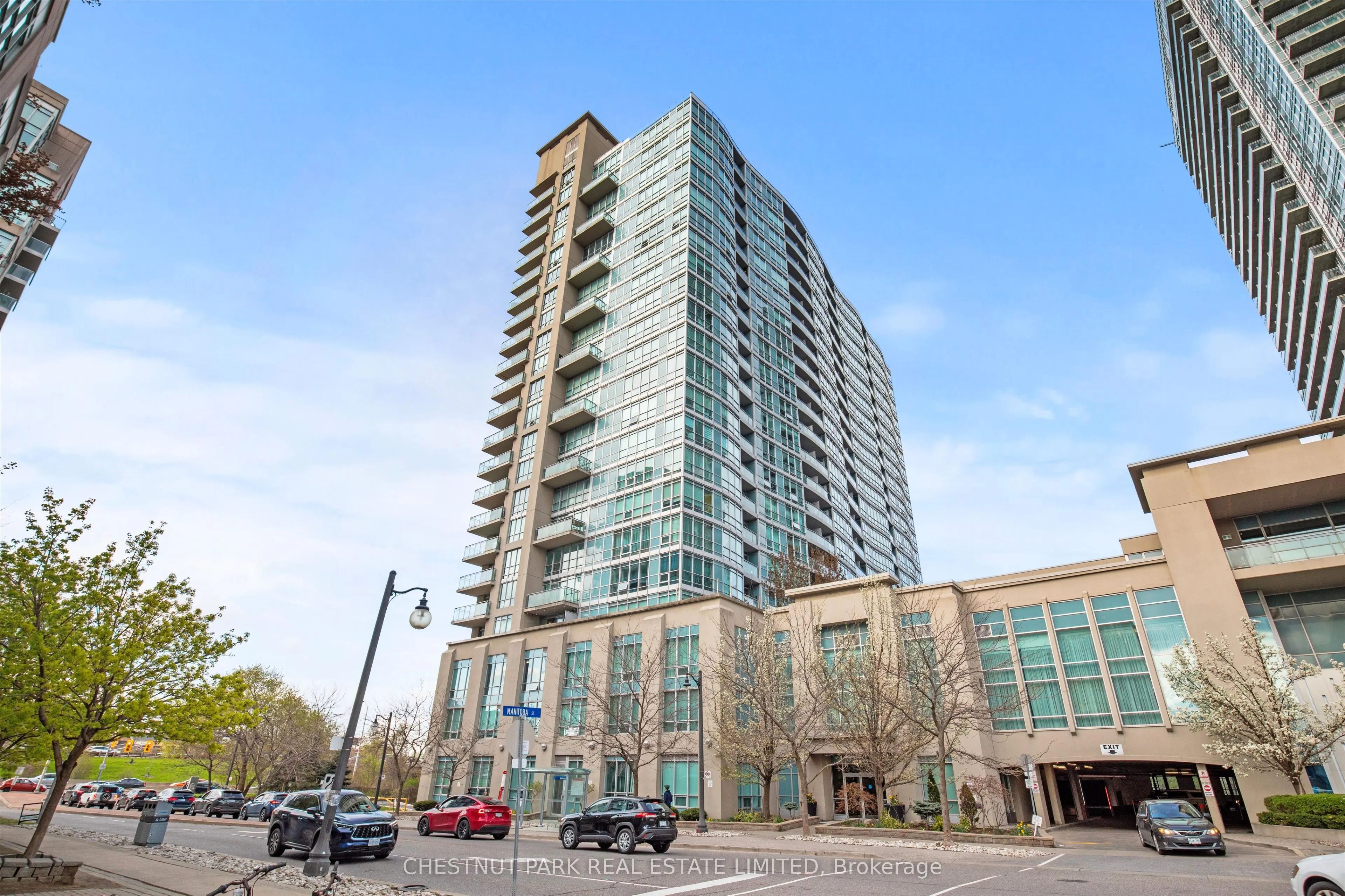 185 Legion Road N, #2216