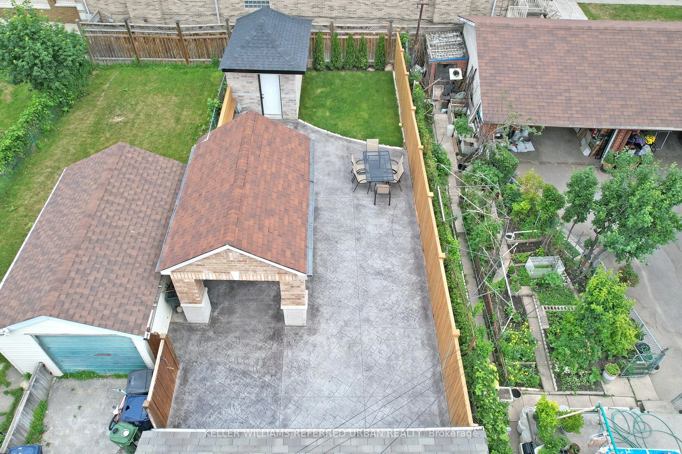 19 Bicknell Avenue