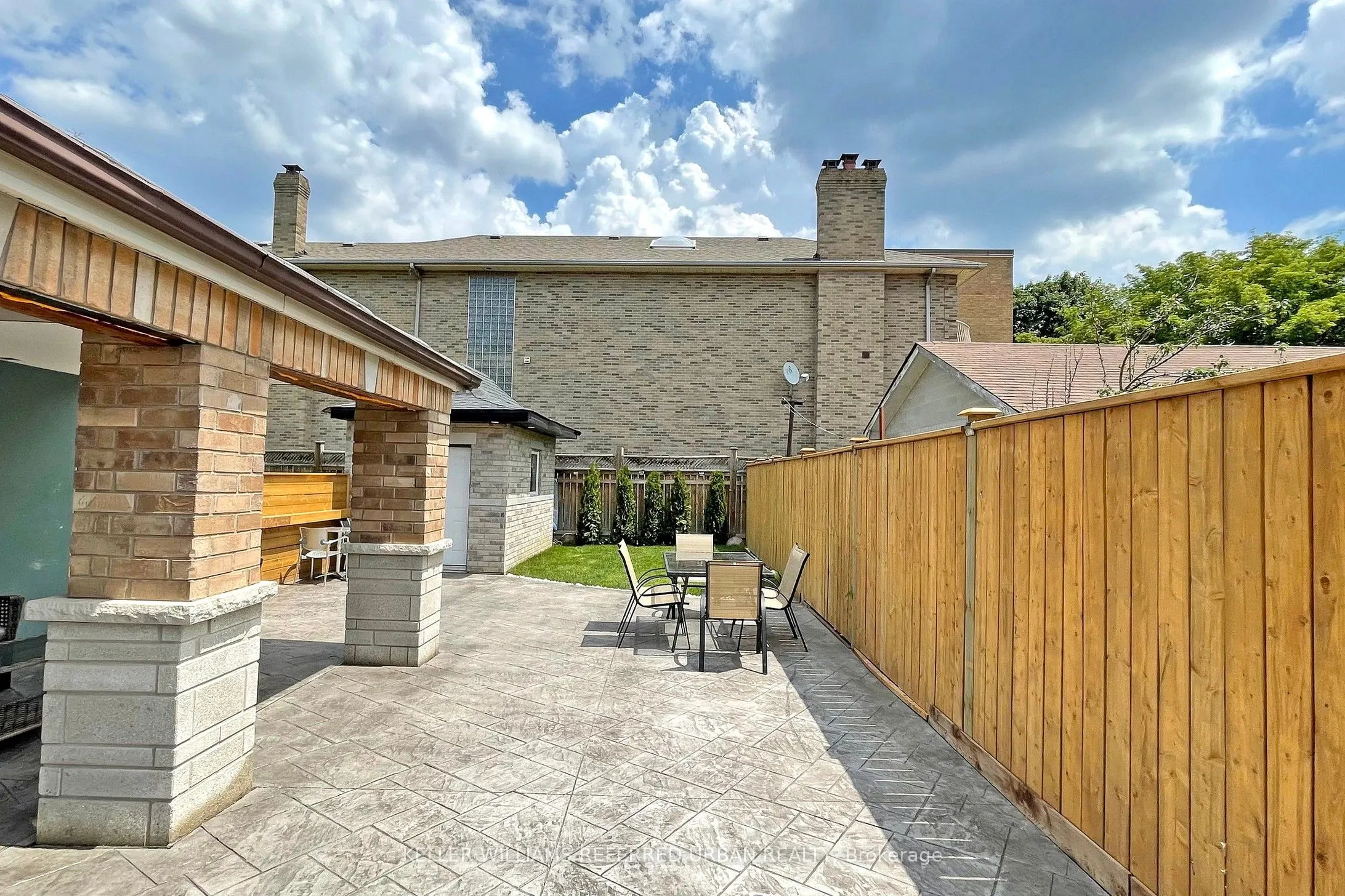 19 Bicknell Avenue