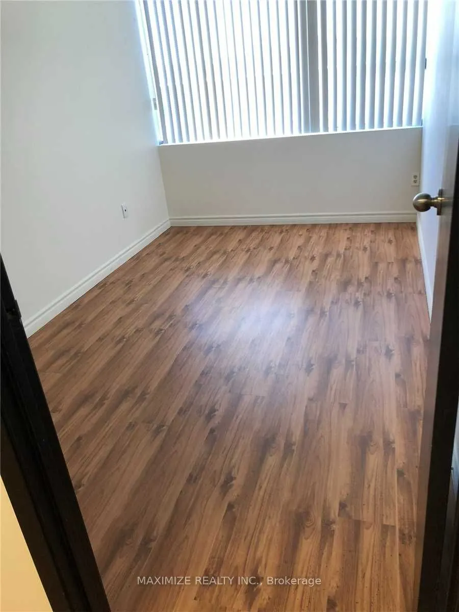50 Steeles Avenue E, #217